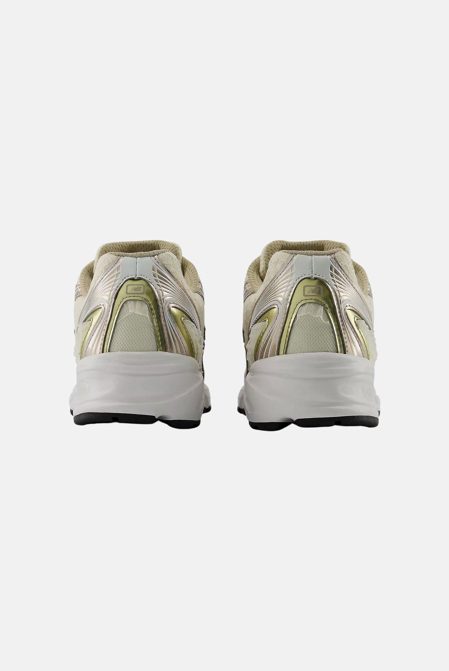 NEW BALANCE Sneakers 740 Sea Salt with Silver Metallic, beige chiaro e argento, da uomo e donna U7407DS . NEW BALANCE