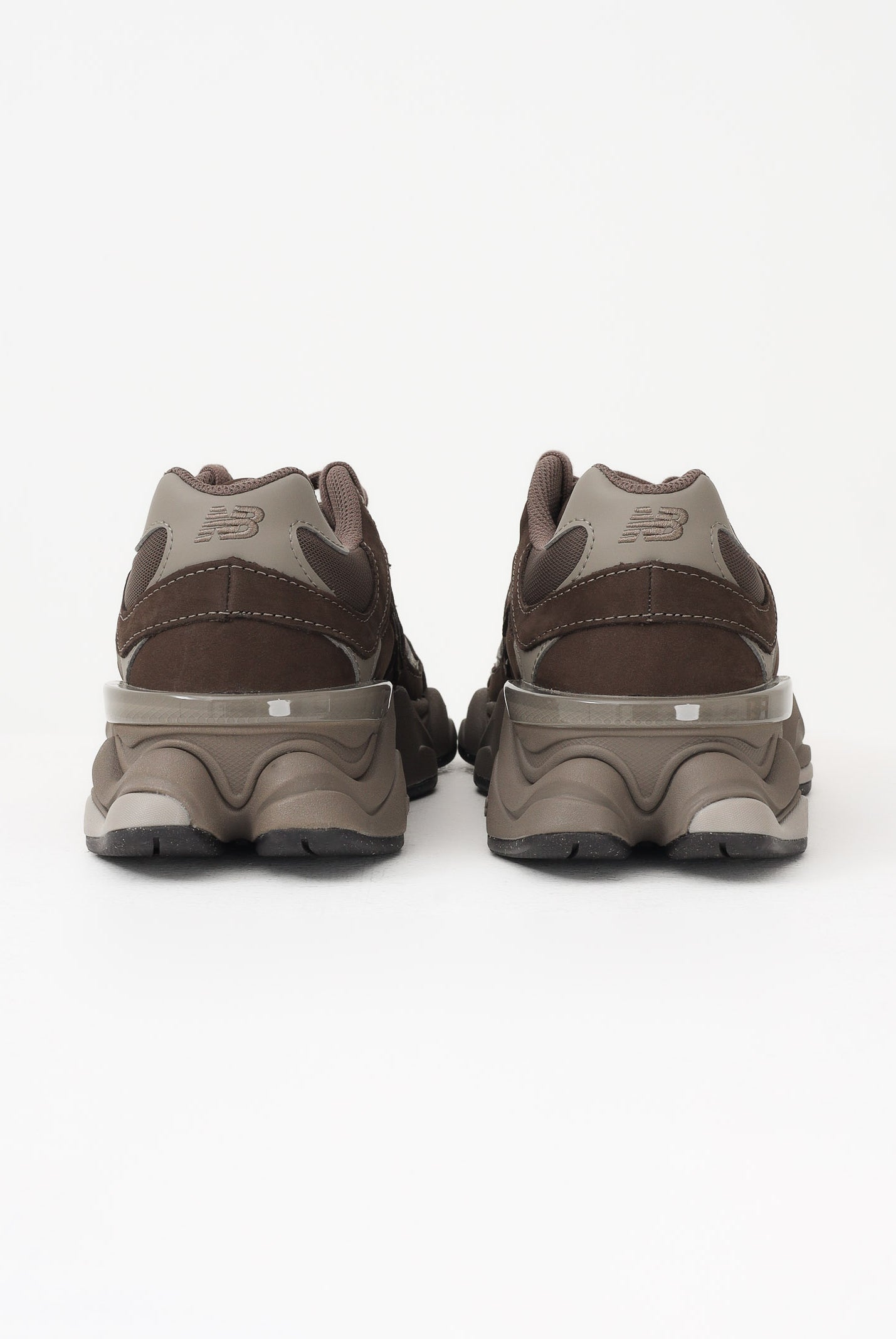 NEW BALANCE Sneakers 9060 marroni da uomo U9060493 . NEW BALANCE