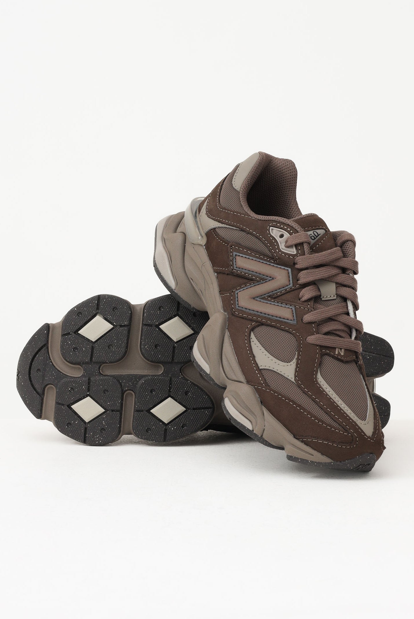 NEW BALANCE Sneakers 9060 marroni da uomo U9060493 . NEW BALANCE