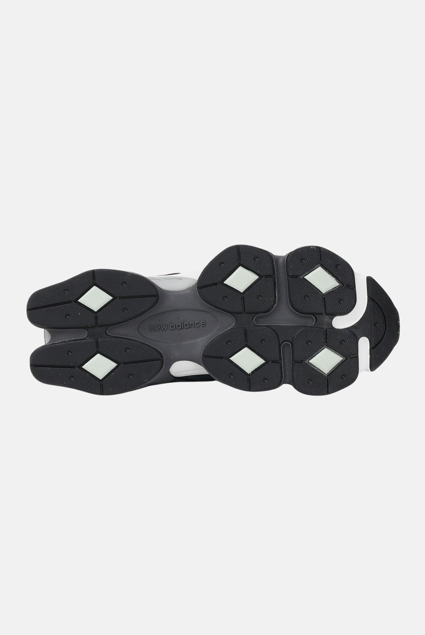 NEW BALANCE Sneakers 9060 grigie da uomo e donna U906051K . NEW BALANCE