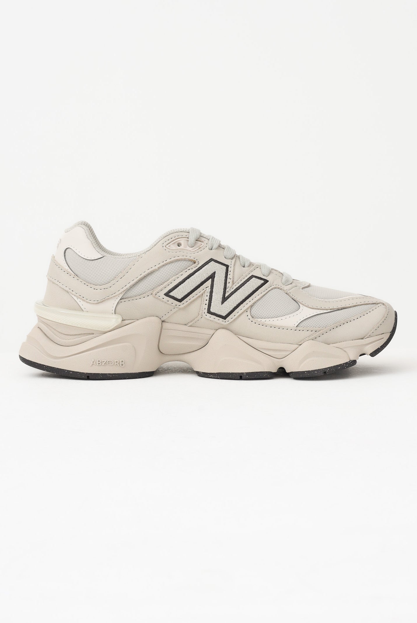 NEW BALANCE Sneakers 9060 beige da uomo U906078T . NEW BALANCE