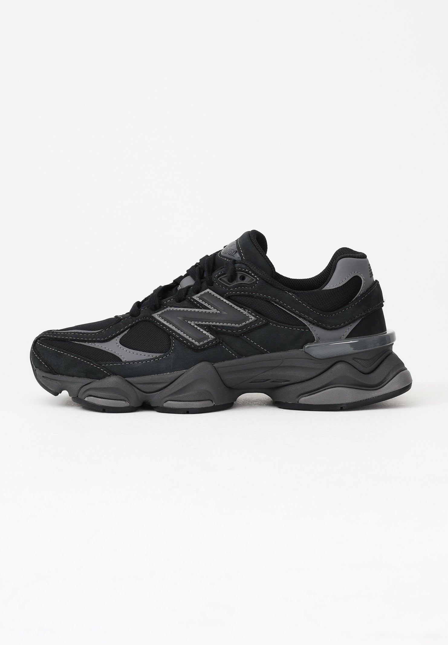 NEW BALANCE Sneakers 9060 nere da uomo U906079E . NEW BALANCE
