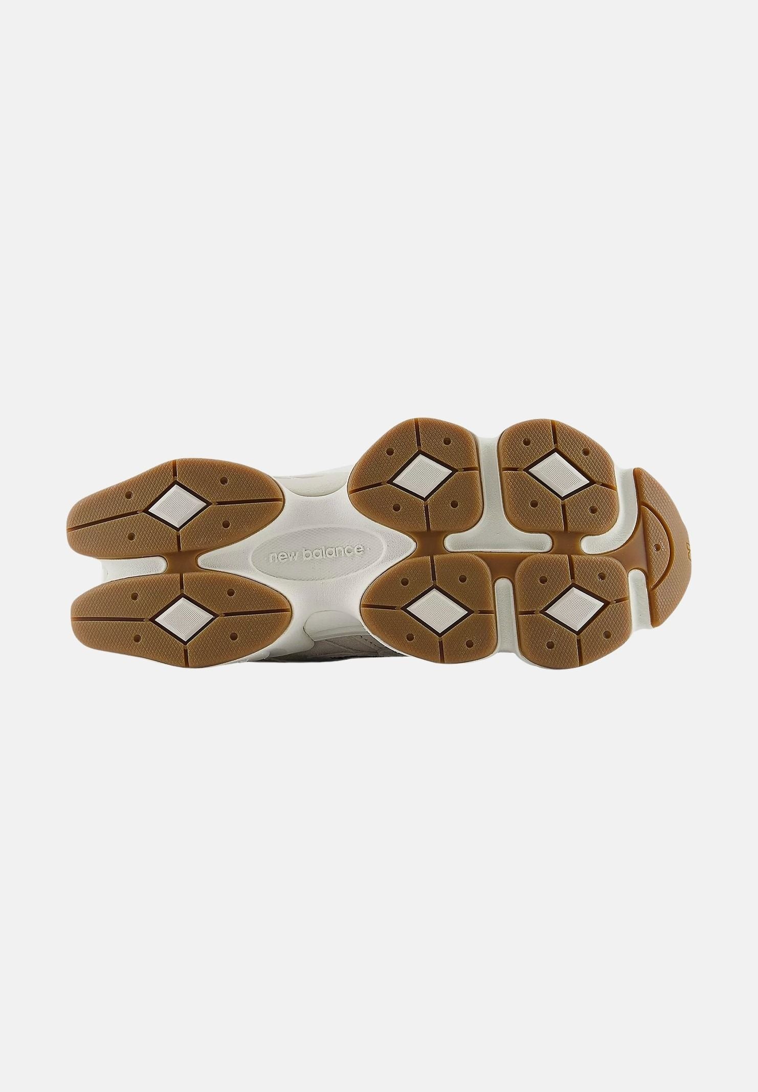 NEW BALANCE Sneakers 9060 Moonbeam con Sea Salt e Black, beige chiaro e bianco, da uomo e donna U9060ASP . NEW BALANCE