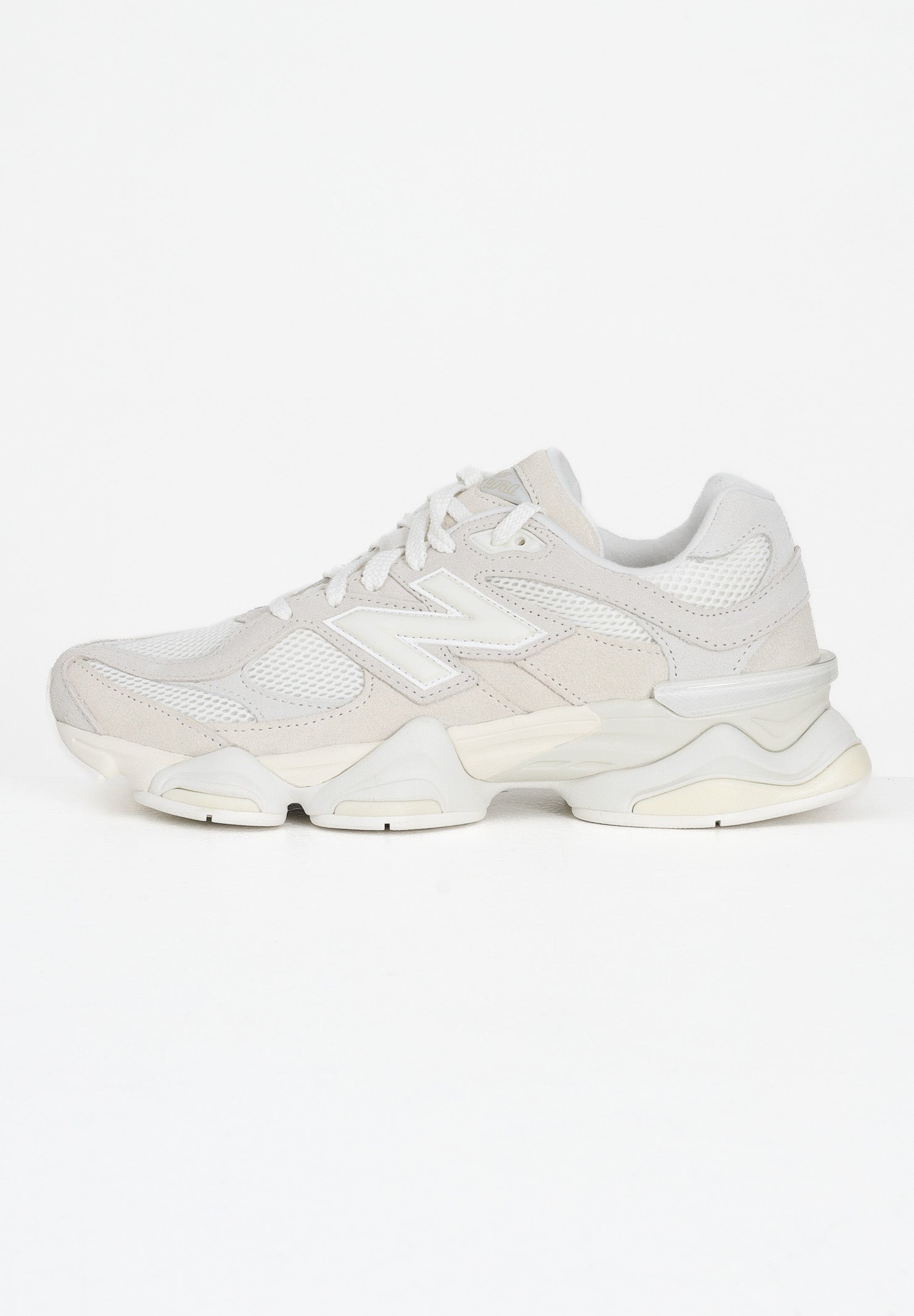 NEW BALANCE Sneakers 9060 panna da uomo U9060ERB . NEW BALANCE