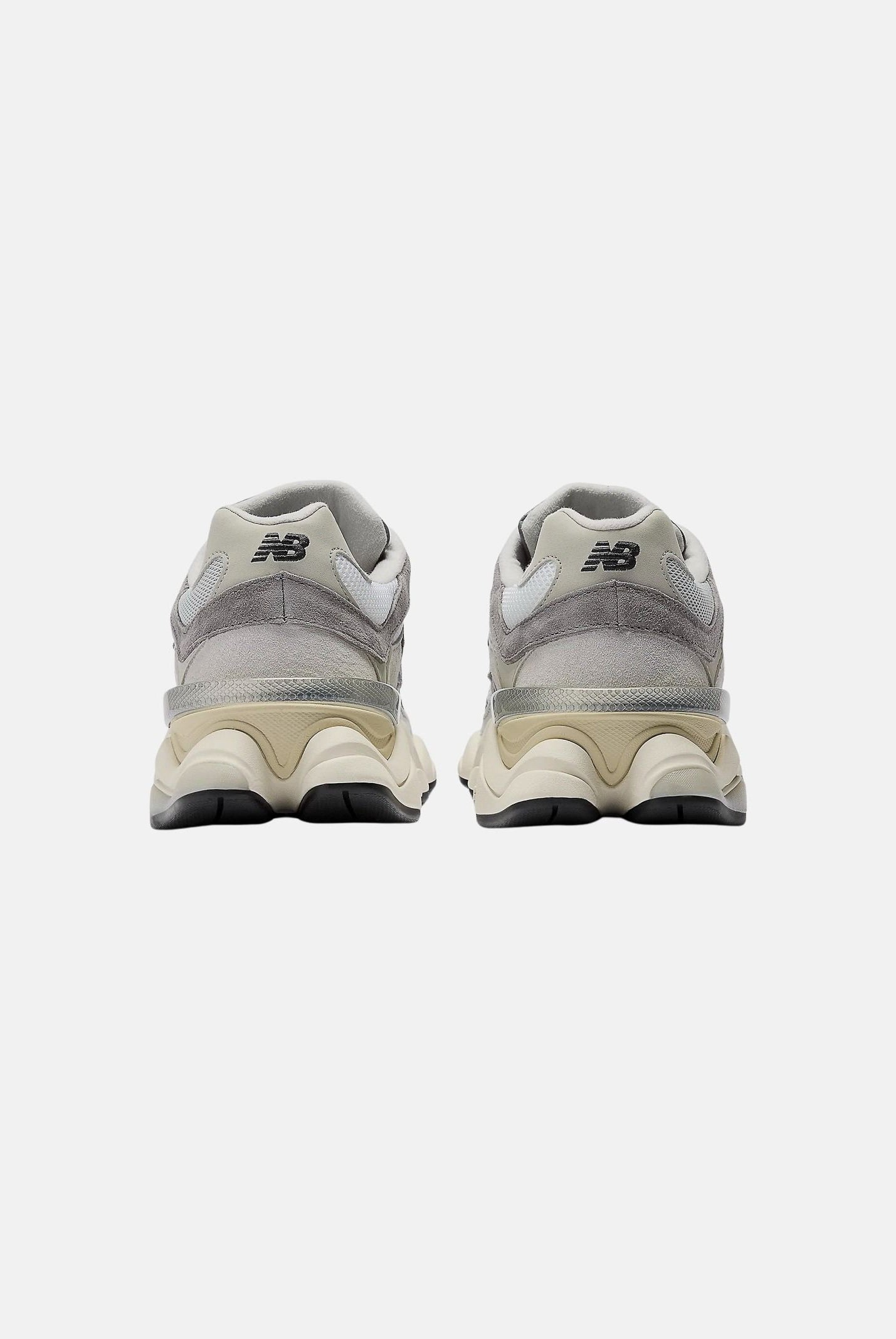 NEW BALANCE Sneakers 9060 grigie da uomo e donna U9060GRY . NEW BALANCE