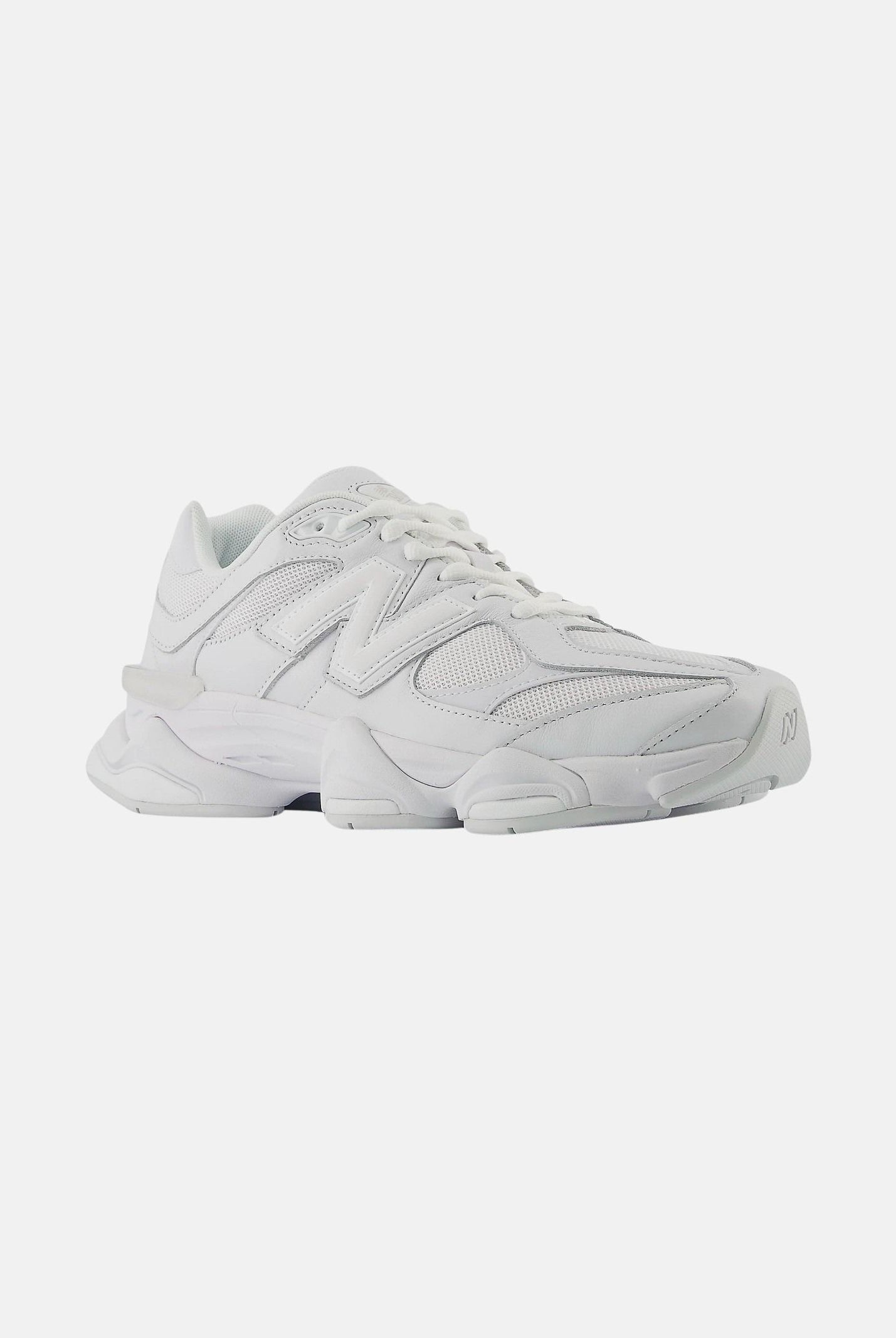 NEW BALANCE Sneakers 9060 bianche da uomo e donna U9060NRJ . NEW BALANCE