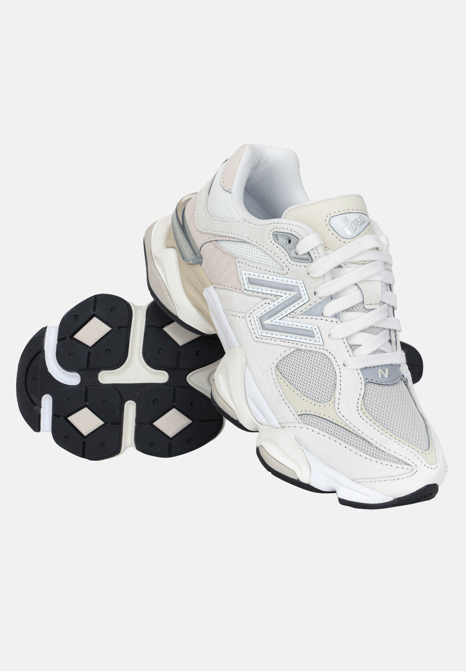 NEW BALANCE Sneakers 9060 bianche da uomo U9060WHT . NEW BALANCE