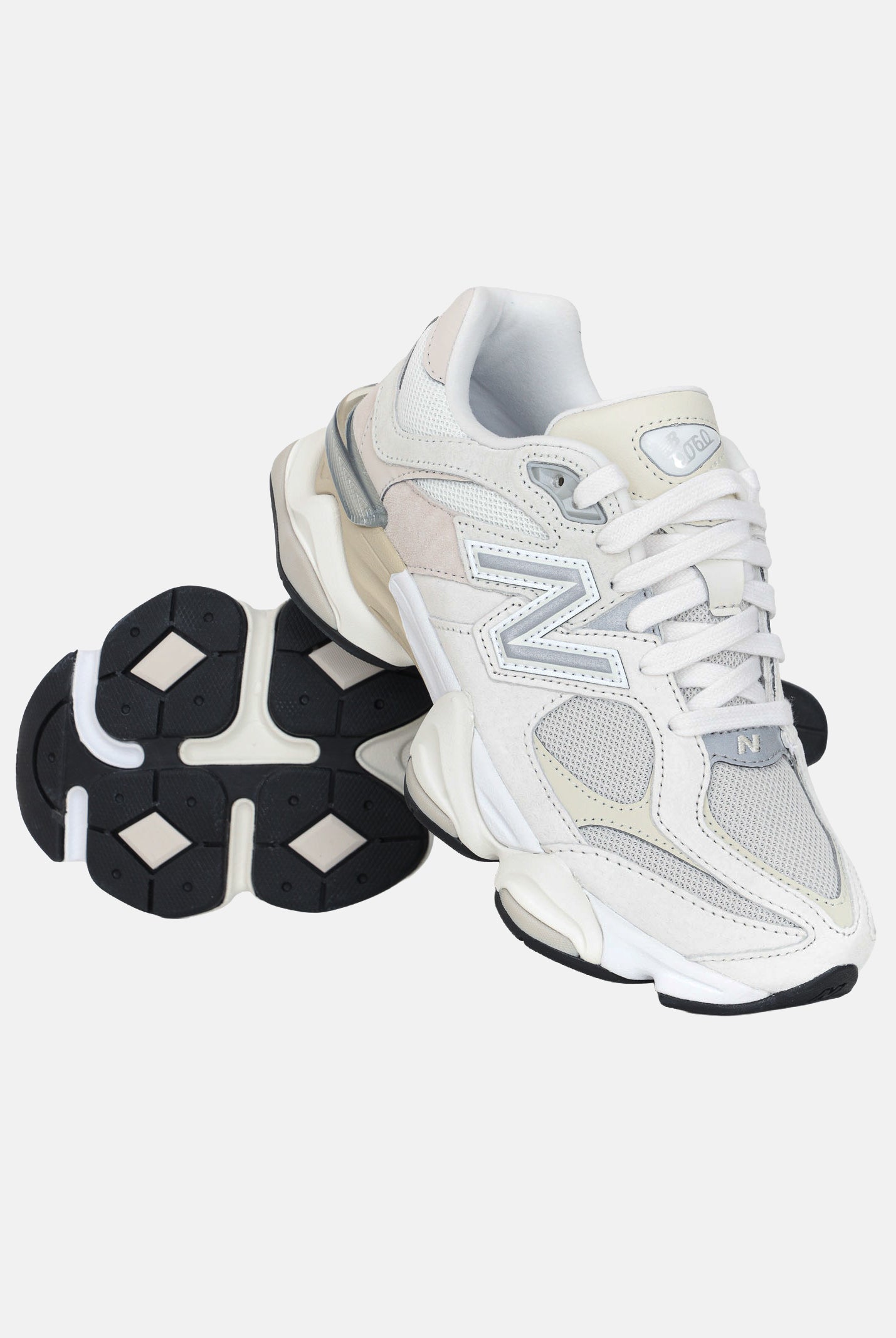 NEW BALANCE Sneakers 9060 bianche da uomo U9060WHT . NEW BALANCE