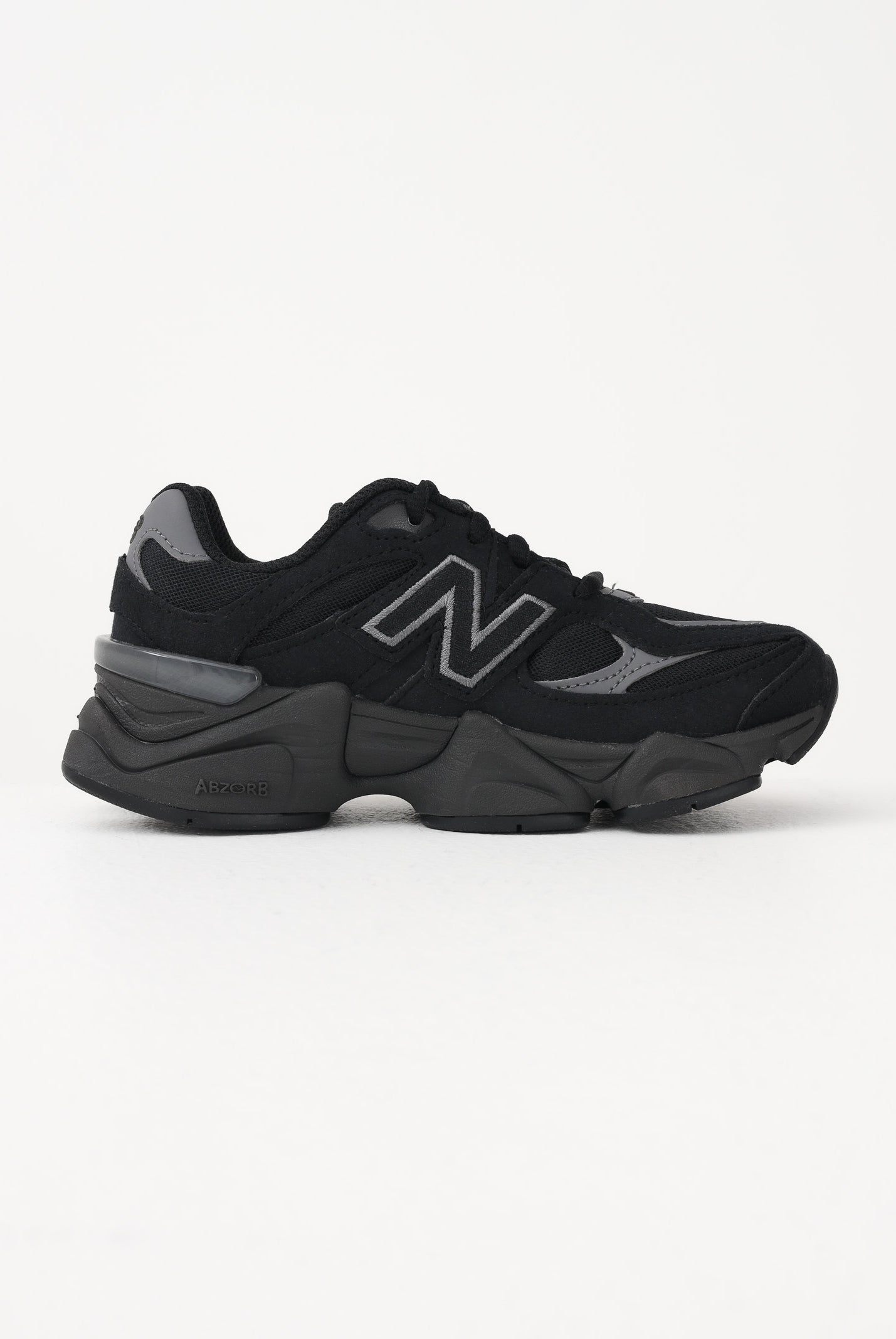 NEW BALANCE Sneakers 9060 Lace nere da bambino e bambina P9060662 . NEW BALANCE