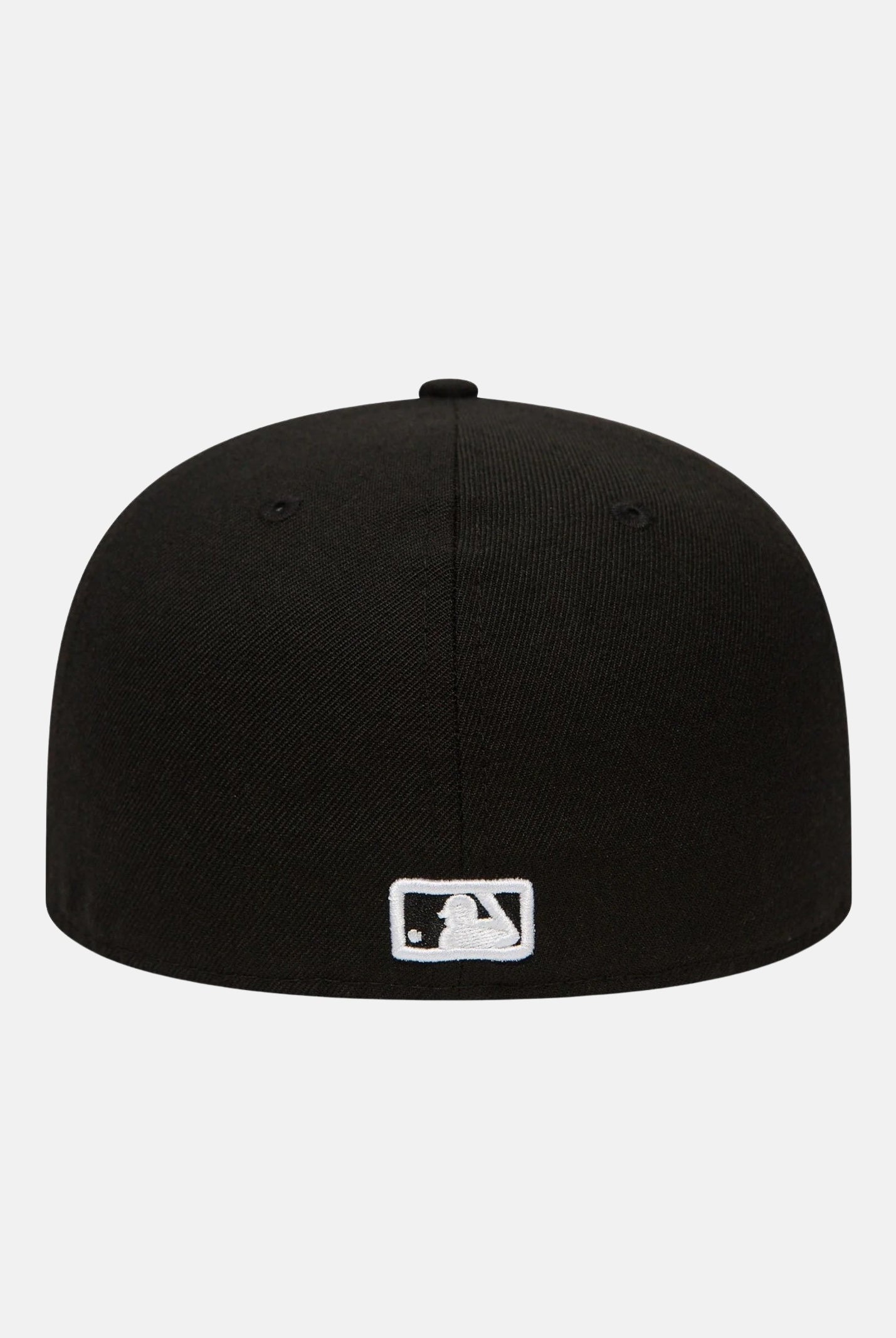 NEW ERA Cappello con visiera 59FIFTY Fitted New York Yankees Essential nera per uomo e donna 10003436 . NEW ERA