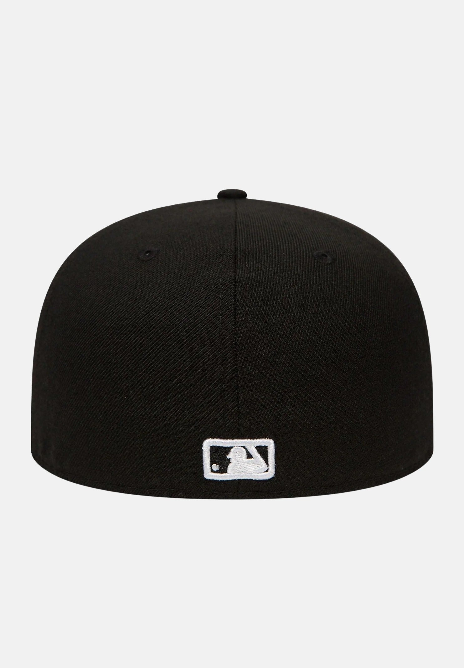 NEW ERA Cappello con visiera 59FIFTY Fitted New York Yankees Essential nera per uomo e donna 10003436 . NEW ERA