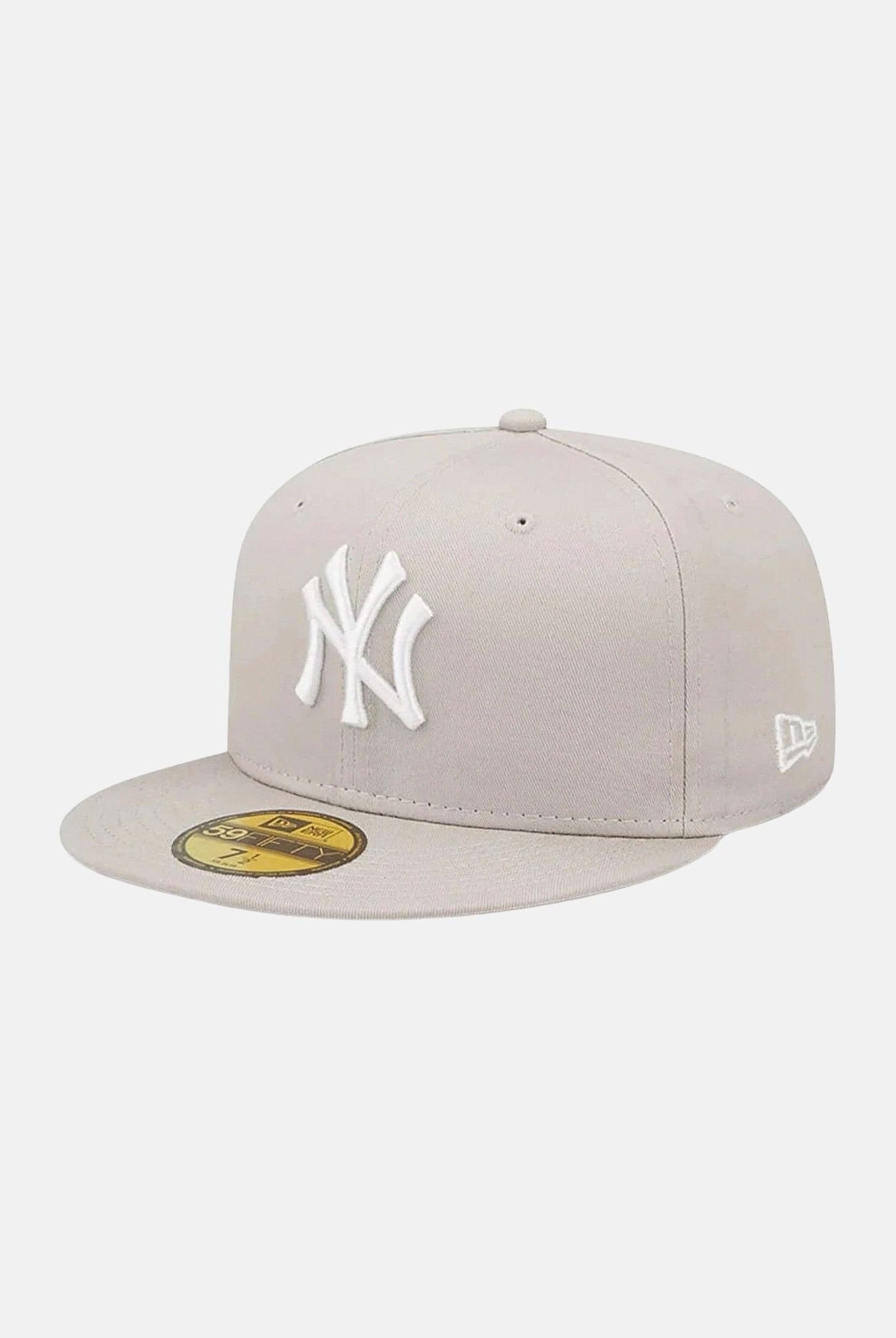 NEW ERA Cappello NEW YORK YANKEES LEAGUE ESSENTIAL panna per uomo e donna con logo NY ricamato 60424308 . NEW ERA