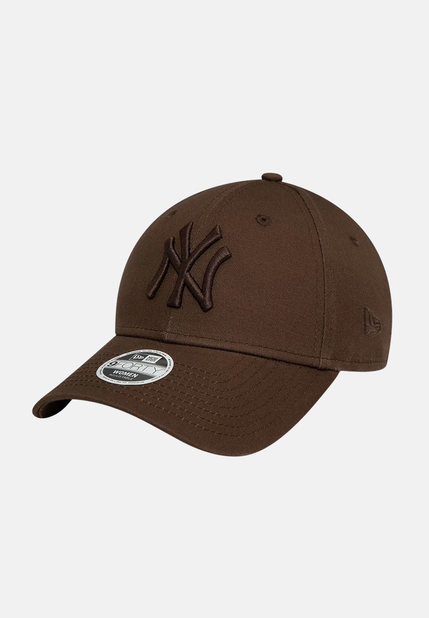NEW ERA Cappello con visiera 9FORTY New York Yankees League Essential marrone per uomo e donna 60471462 . NEW ERA
