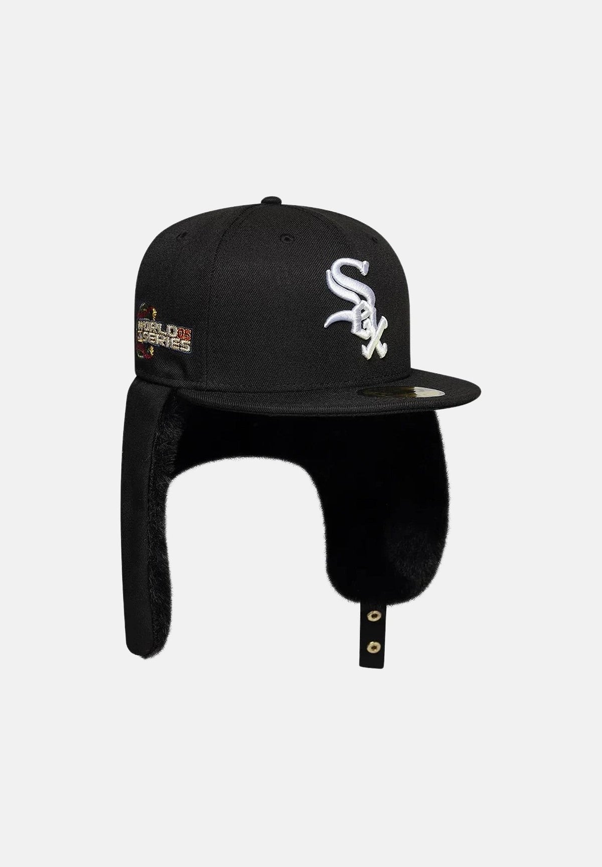 NEW ERA Cappello con visiera 59FIFTY DOGEAR CHICAGO nero per uomo e donna con paraorecchie foderati. 60842640 . NEW ERA