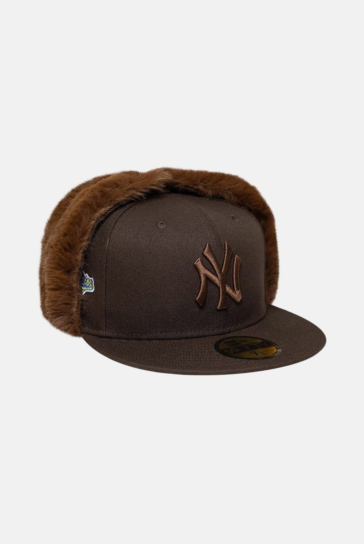 NEW ERA Cappello con visiera 59FIFTY DOGEAR NEW YORK marrone scuro per uomo e donna con paraorecchie foderati 60842641 . NEW ERA