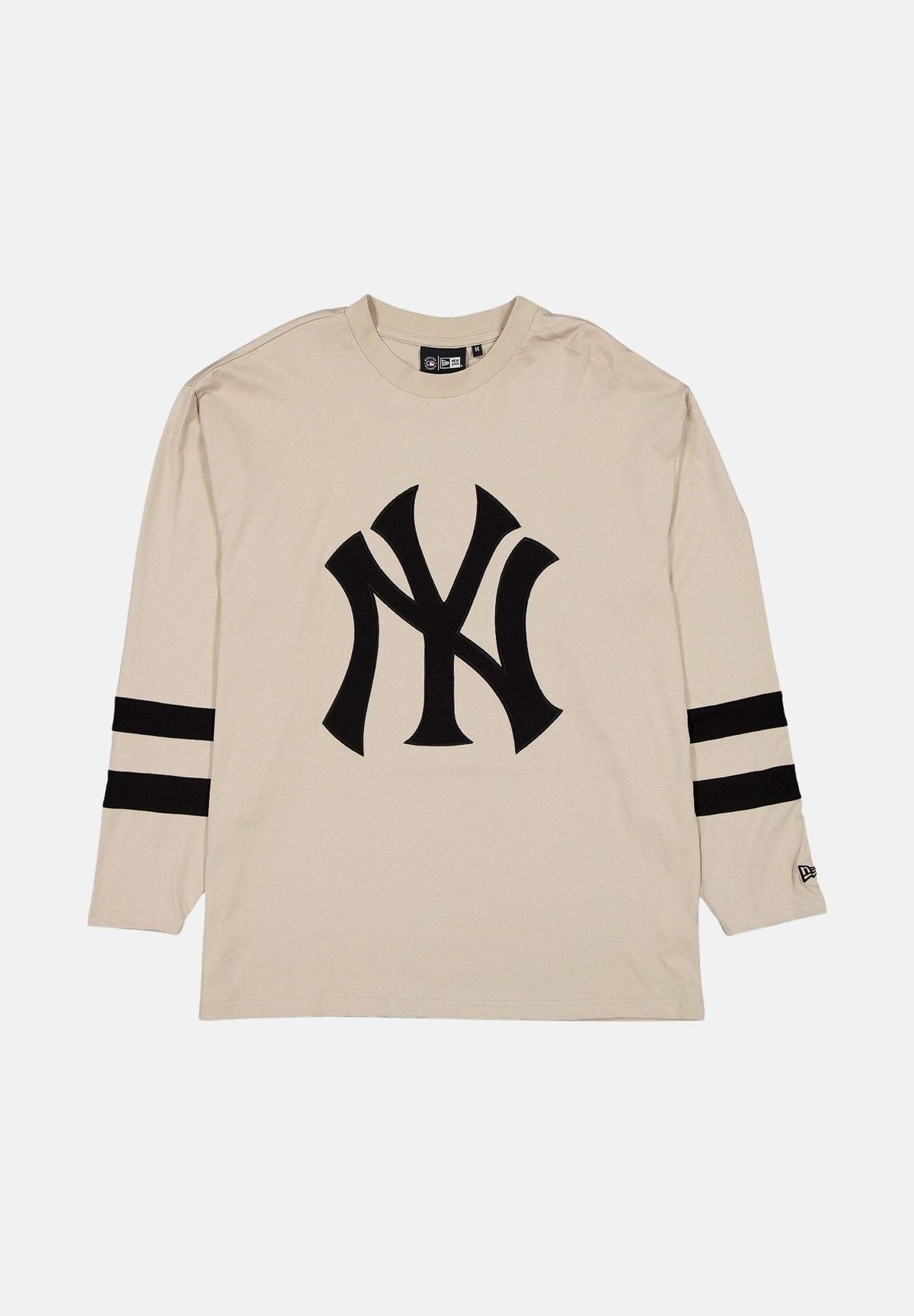 NEW ERA T-shirt manica lunga beige per uomo e donna con maxi logo New York Yankees stampato sul petto 60897435 . NEW ERA
