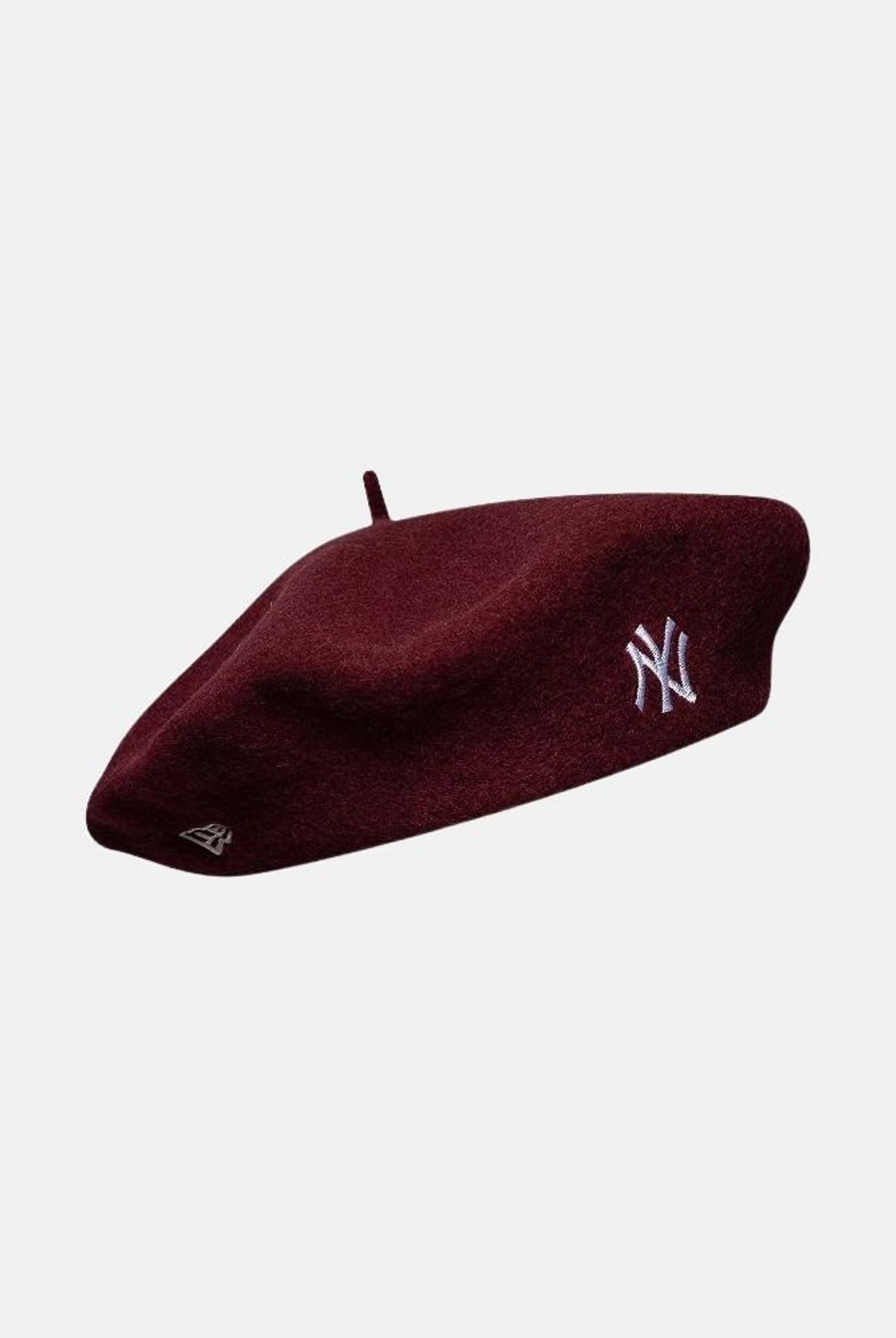 NEW ERA Basco parigino bordeaux per donna con ricamo del logo NY a contrasto. 60915761 . NEW ERA