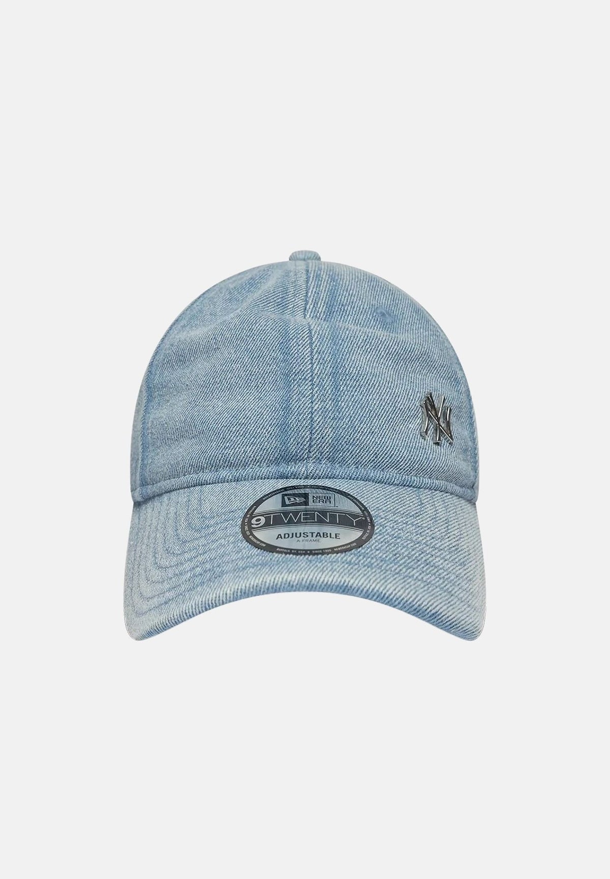 NEW ERA Cappellino 9TWENTY NEW YORK YANKEES azzurro denim per uomo e donna, effetto lavato, visiera curva e logo NY ricamato. 60960221 . NEW ERA