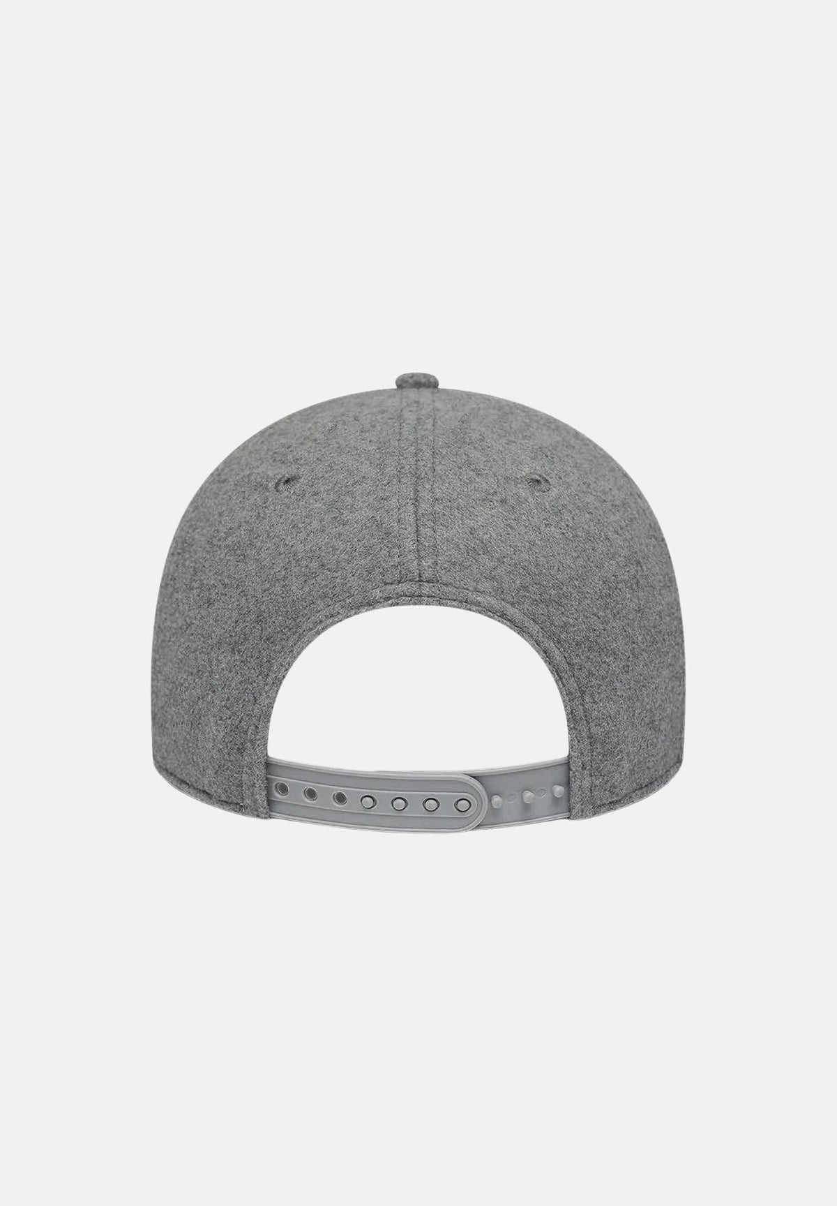 NEW ERA Cappello 9FORTY CHICAGO WHITE SOX MLB WINTER Grey grigio per uomo e donna , con logo ricamato tono su tono e visiera curva. 60960271 . NEW ERA