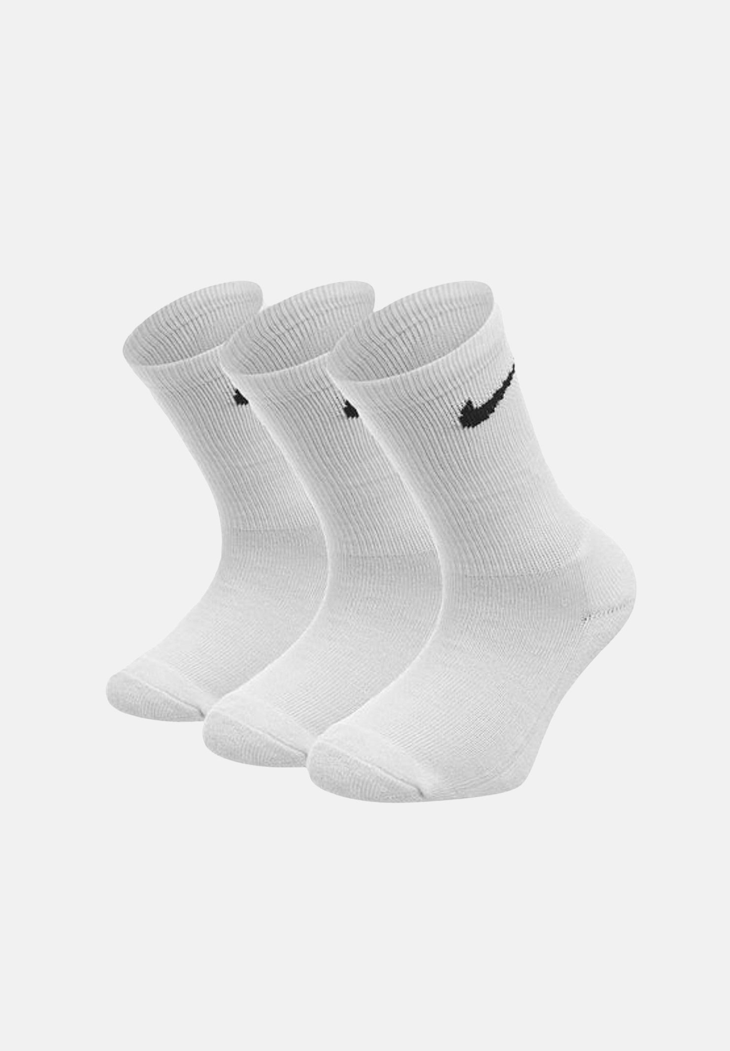 NIKE BASICS KIDS' CREW SOCKS (3 PAIRS). Il prodotto è una confezione composta da tre paia di calzini alti da bambino. UN0027 001 NIKE