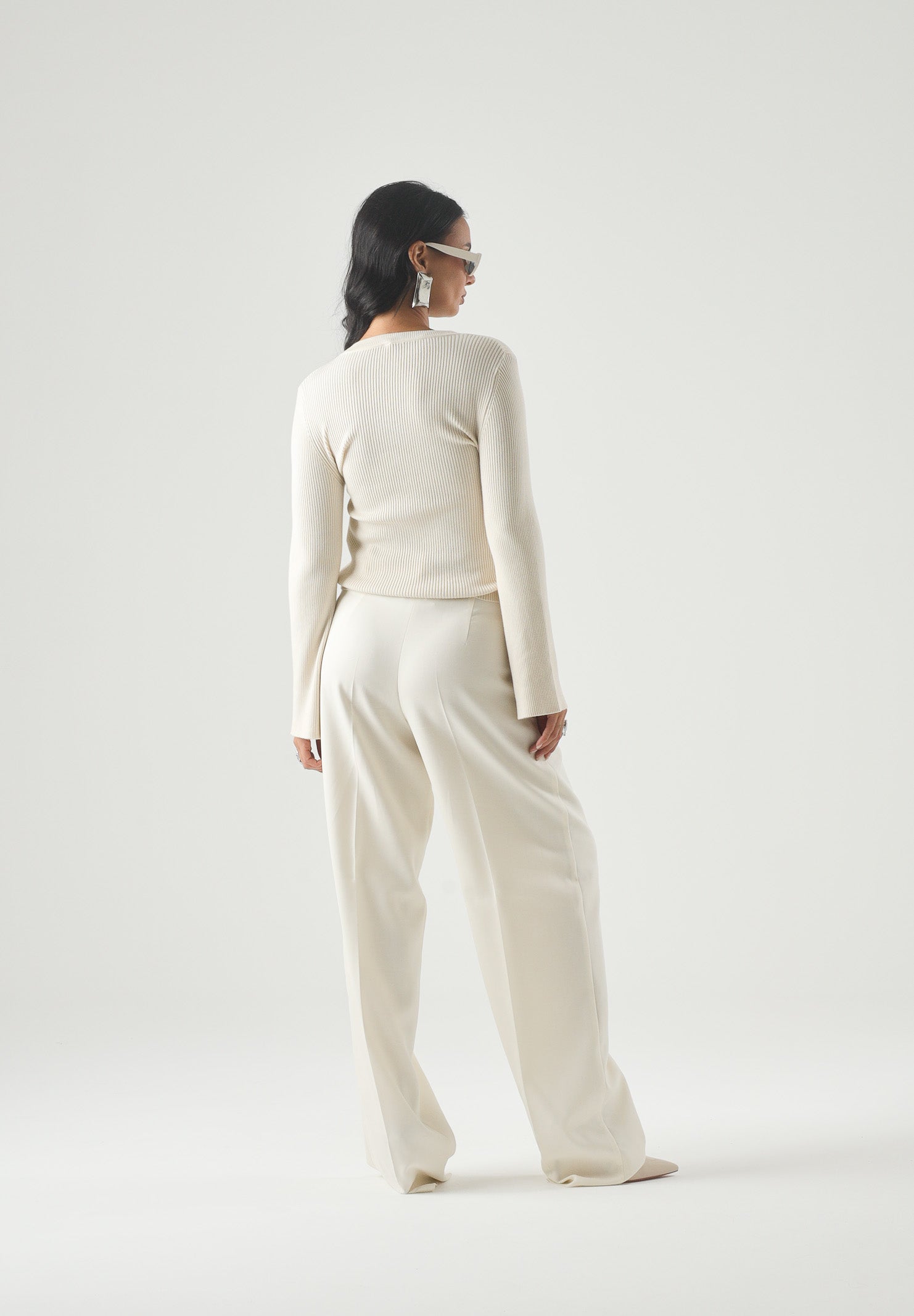 ONLY Pullover NATASCHA birch silver beige chiaro da donna con applicazioni gioiello.<BR/> 15350822 BISI ONLY