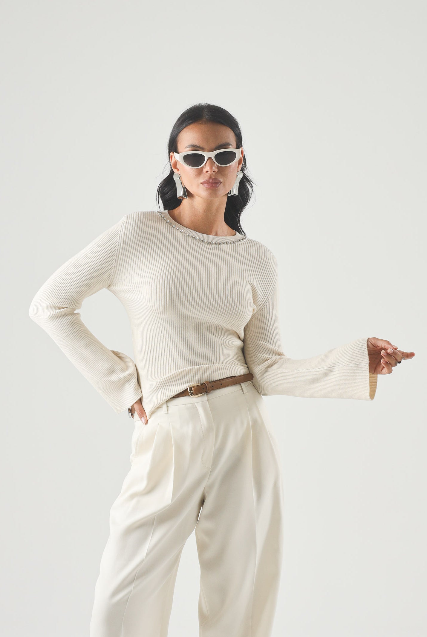 ONLY Pullover NATASCHA birch silver beige chiaro da donna con applicazioni gioiello.<BR/> 15350822 BISI ONLY