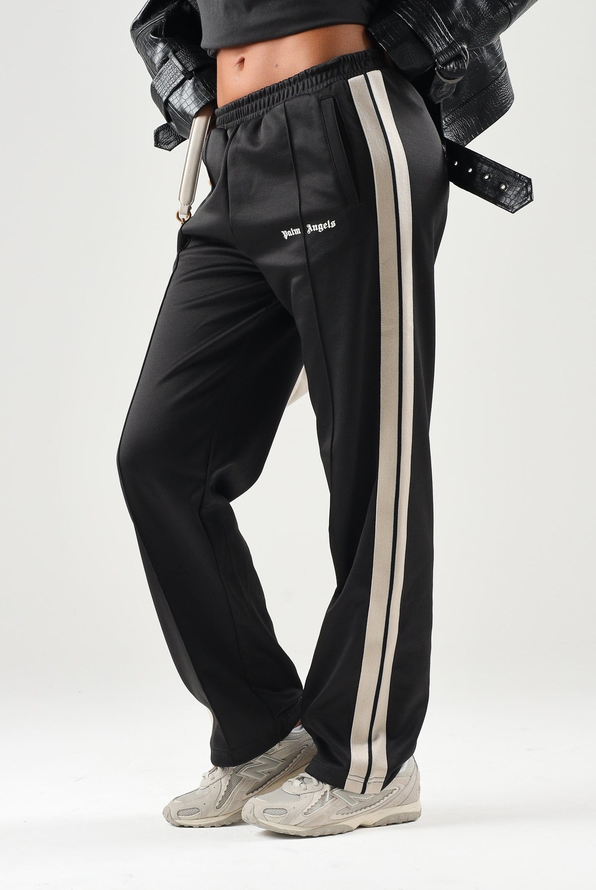 PALM ANGELS Pantaloni CLASSIC TRACK PANTS nero per donna, ragazzi e bambini con bande laterali a contrasto F6PAJBPA029 110 PALM ANGELS