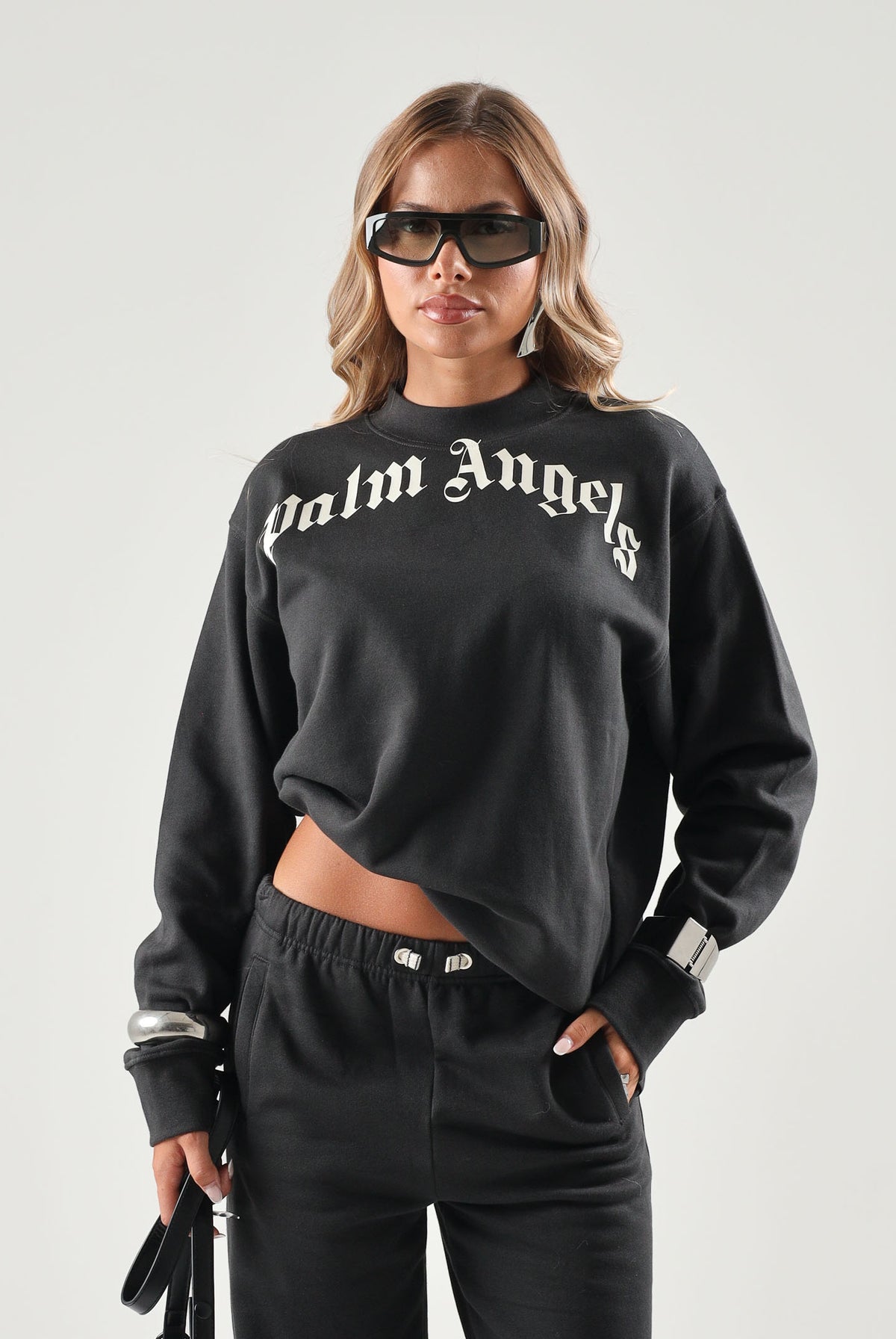 PALM ANGELS Felpa girocollo nera per donna, ragazzi e bambini con logo arcato stampato sulle spalle. F6PAJBSW014 110 PALM ANGELS