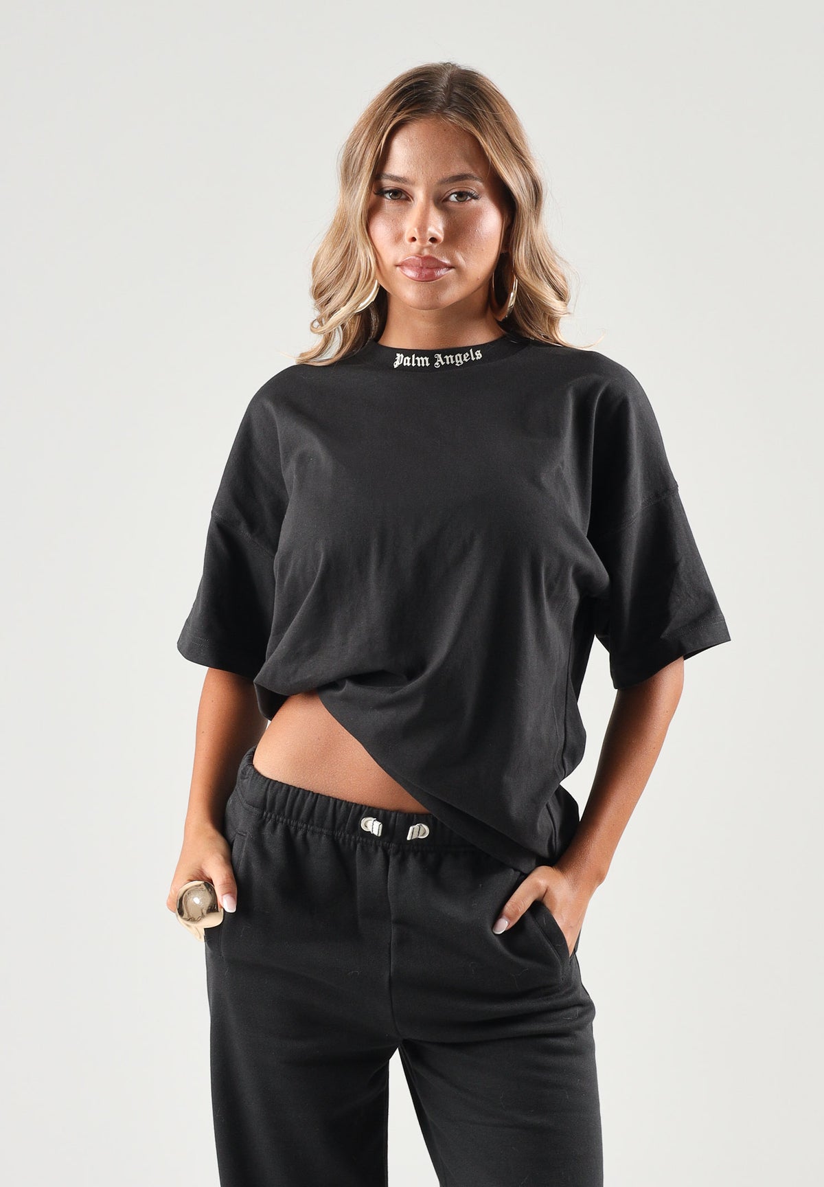 PALM ANGELS T-shirt a manica corta nera per donna, ragazza e bambina con logo sul colletto e maxi stampa posteriore. F6PAJBTH012 110 PALM ANGELS
