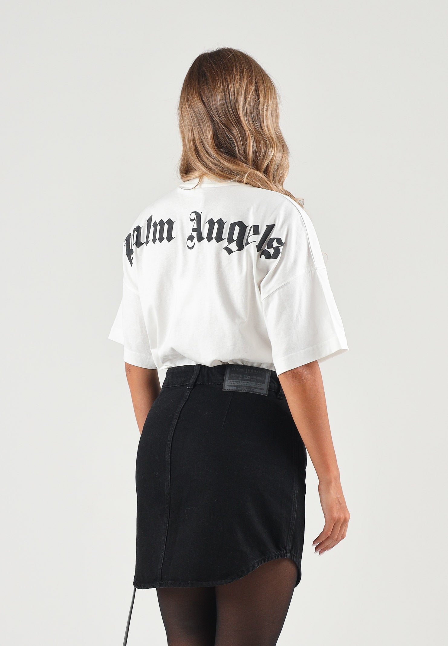 PALM ANGELS T-shirt a manica corta cocco per donna, ragazzi e bambini con logo sul colletto e maxi stampa posteriore. F6PAJBTH012 412 PALM ANGELS