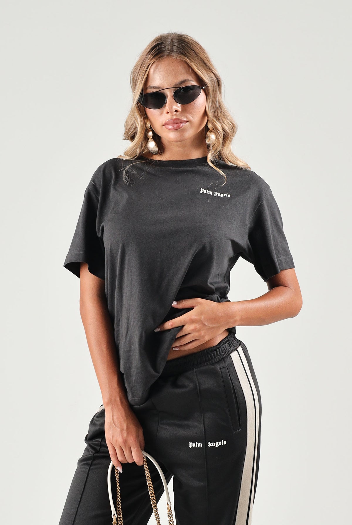 PALM ANGELS T-shirt LOGO nera per donna, ragazza e bambina con logo stampato a contrasto. F6PAJBTH017 110 PALM ANGELS