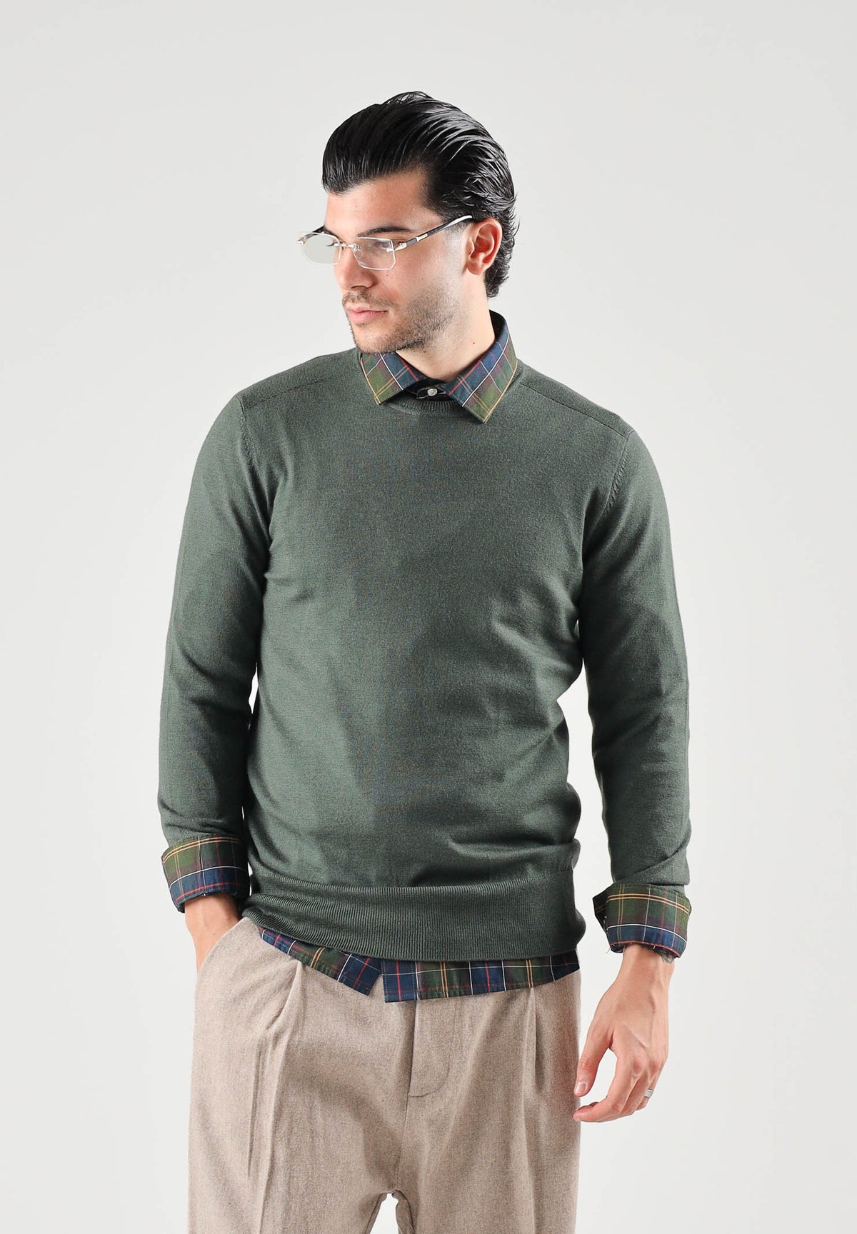 PATRIZIA PEPE Maglione girocollo forest green-verde da uomo con scollo rotondo e lavorazione in lana pregiata. 5K0166K124 G389 PATRIZIA PEPE