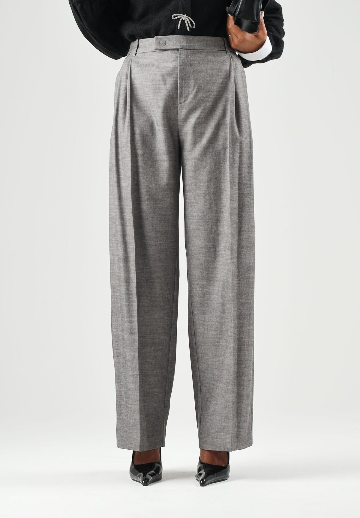 PATRIZIA PEPE Pantaloni eleganti gray flannel-grigio da donna con piega centrale stirata e chiusura nascosta. 8P0535C0250 S796 PATRIZIA PEPE