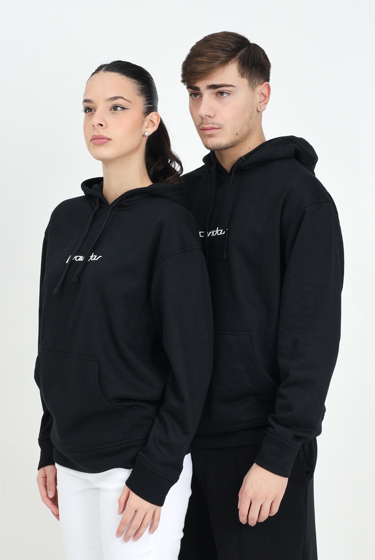 Felpa con cappuccio nera per uomo e donna rifinita da stampa logo PAVIDAS-HOODIE BLACK PAVIDAS
