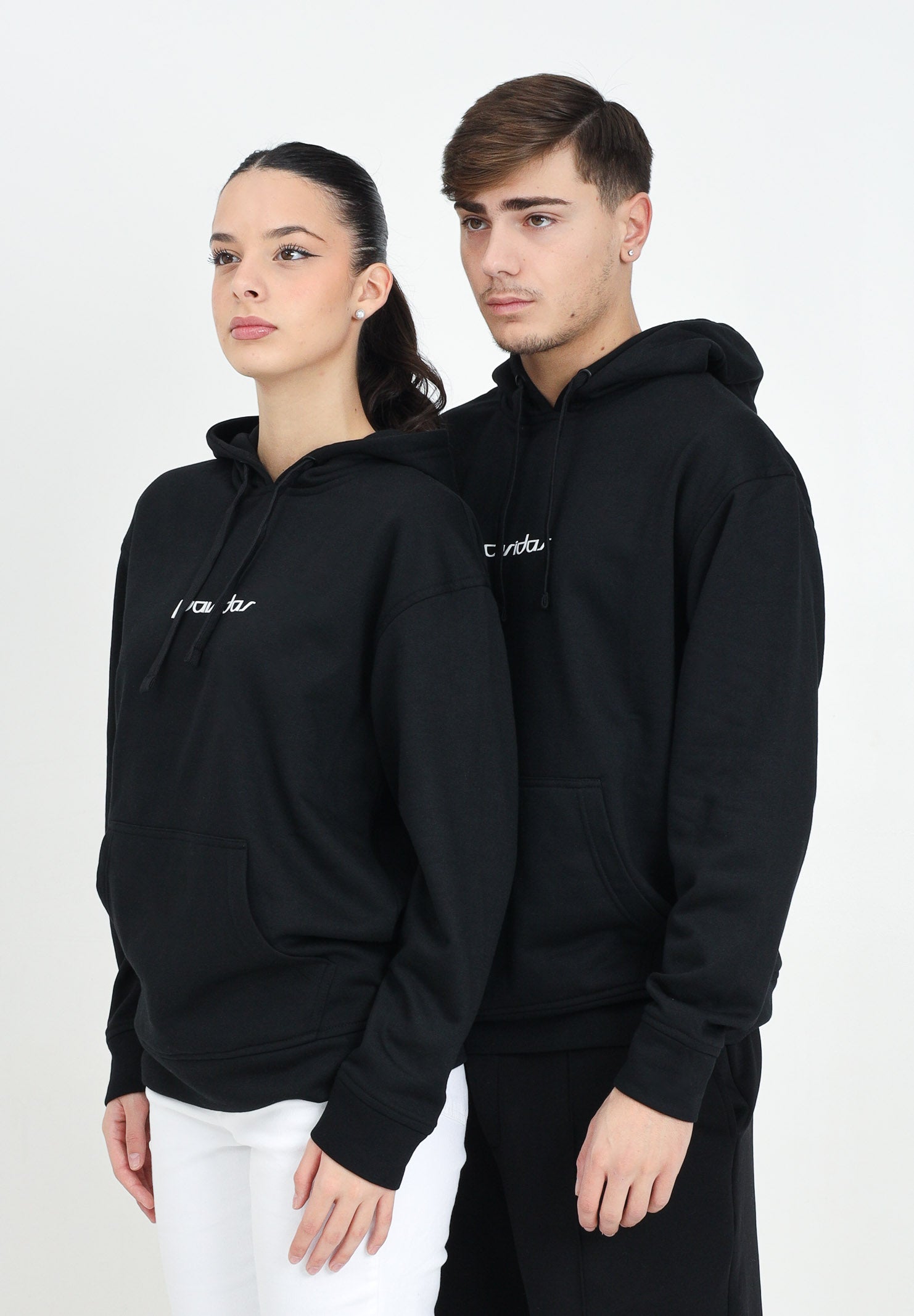 Felpa con cappuccio nera per uomo e donna rifinita da stampa logo PAVIDAS-HOODIE BLACK PAVIDAS