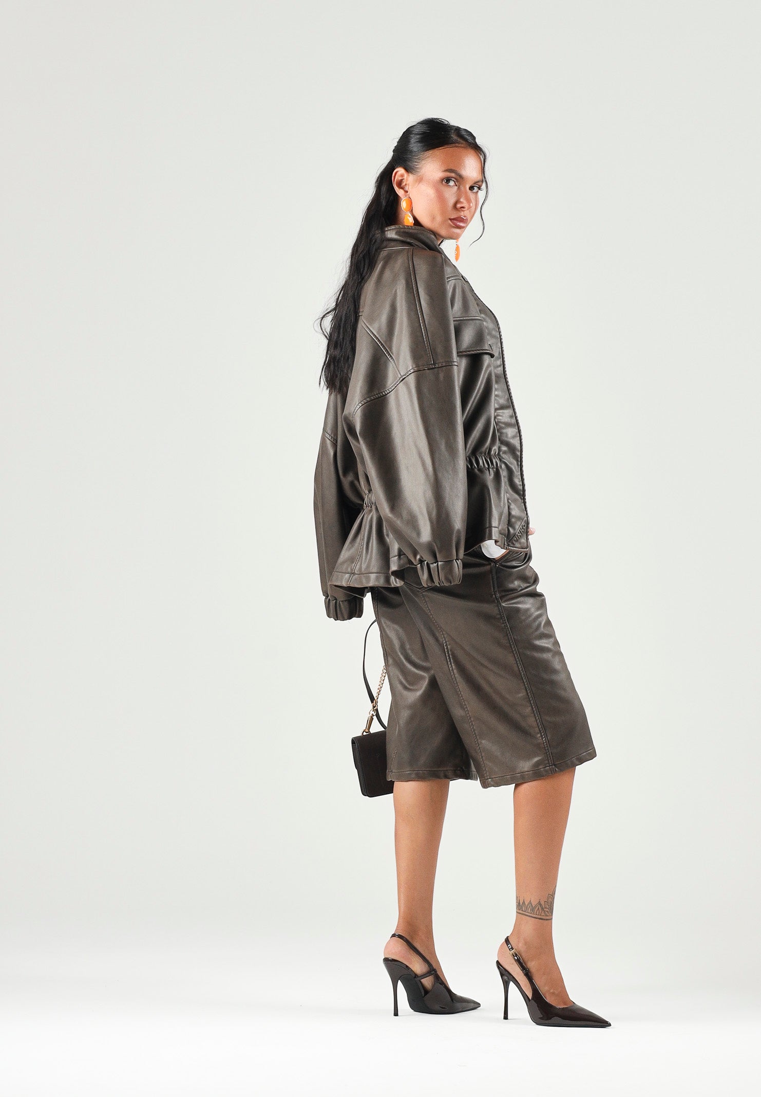 107190A3E8 L64 PINKO
