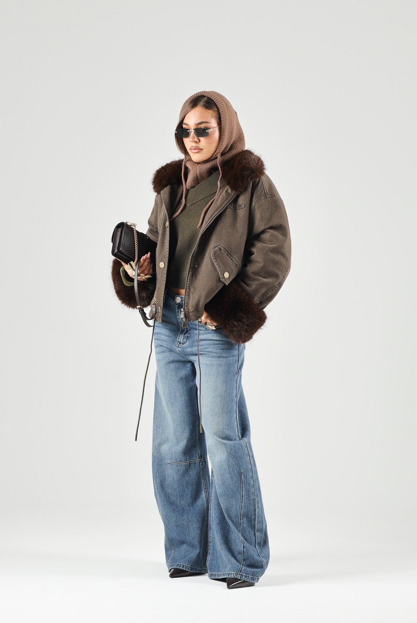 PINKO GARLATE JACKET Montone CABAN marrone caffè-marrrone scuro da donna con collo e polsini effetto pelliccia. 107219A3GV L64 PINKO