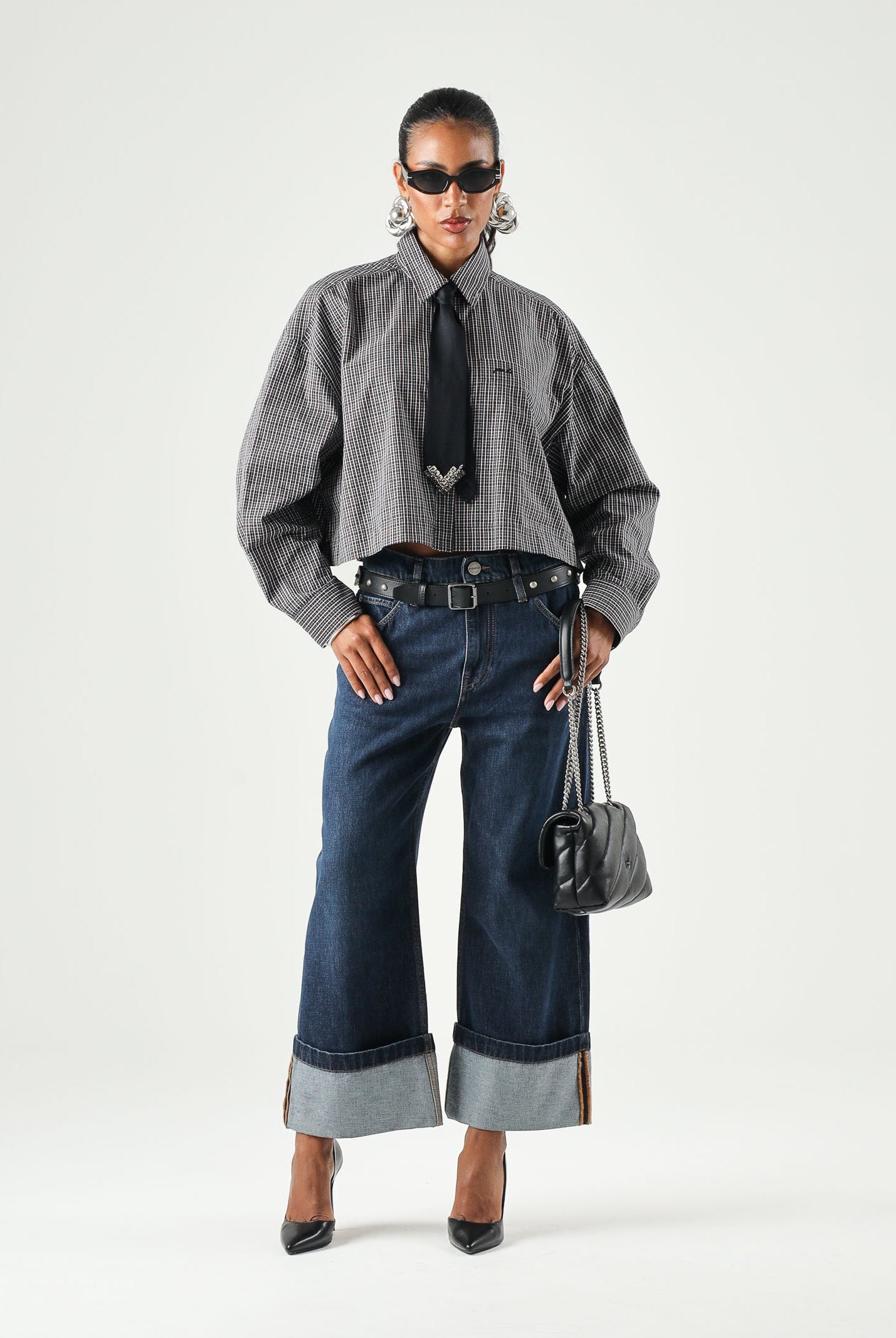 PINKO Jeans CYNTIA TURN UP cropped wide leg lavaggio scuro da donna con risvolto al fondo. 107277A3HG PJB PINKO