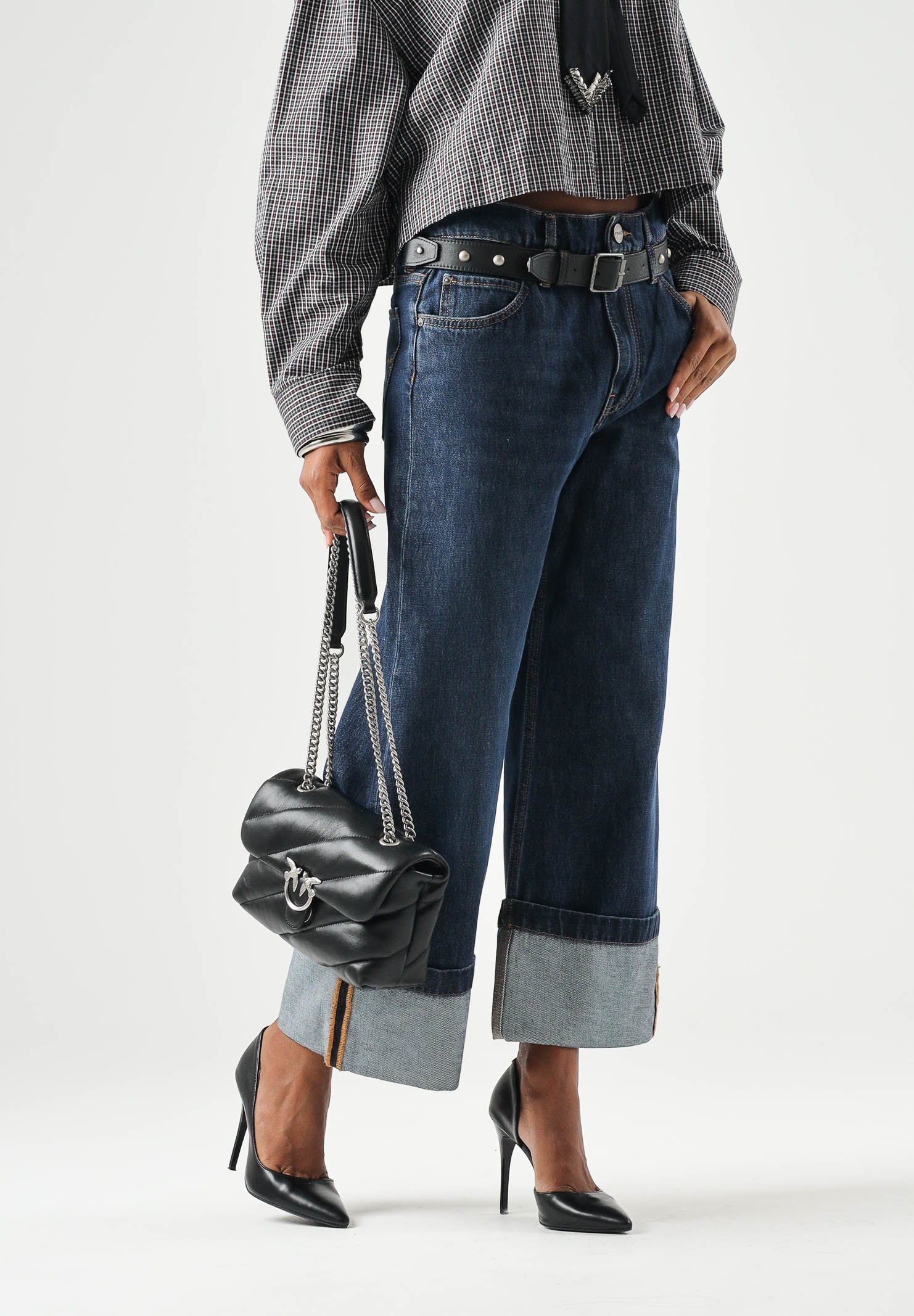 PINKO Jeans CYNTIA TURN UP cropped wide leg lavaggio scuro da donna con risvolto al fondo. 107277A3HG PJB PINKO