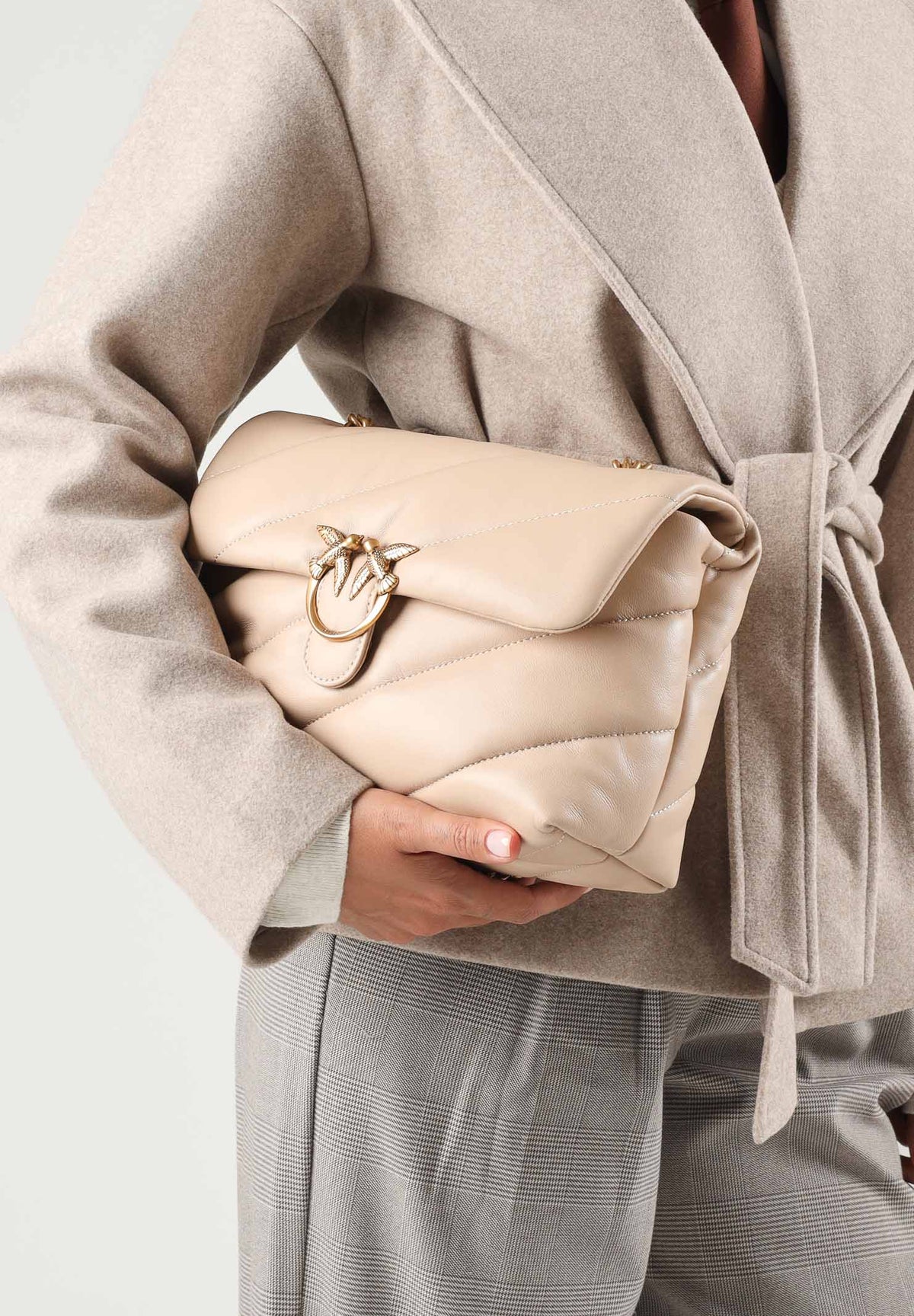 PINKO Borsa a tracolla Love Puff Classic beige-grigio per donna con trapuntatura chevron 107616A0F2 C50Q PINKO