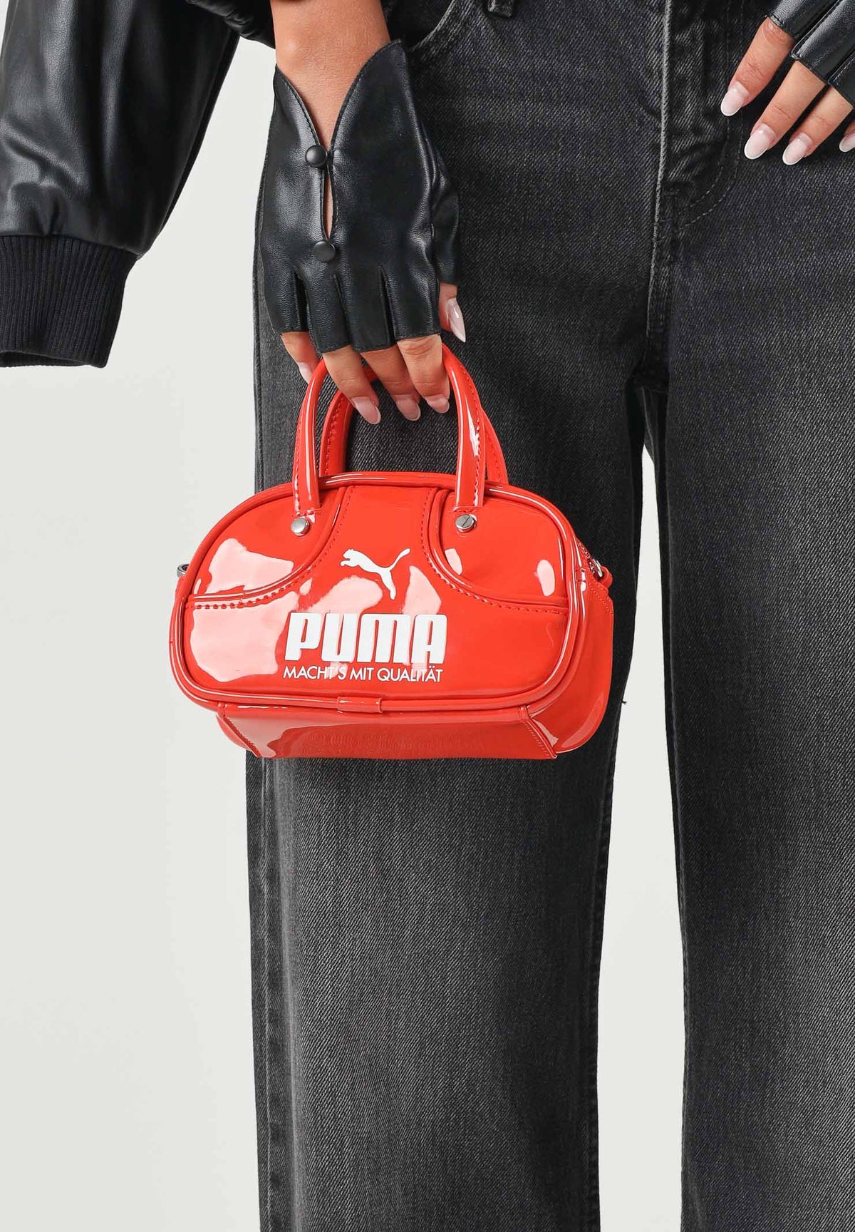 PUMA Borsa mini a mano rossa per donna con doppi manici, tracolla regolabile e logo cat stampato. 091824 17 PUMA