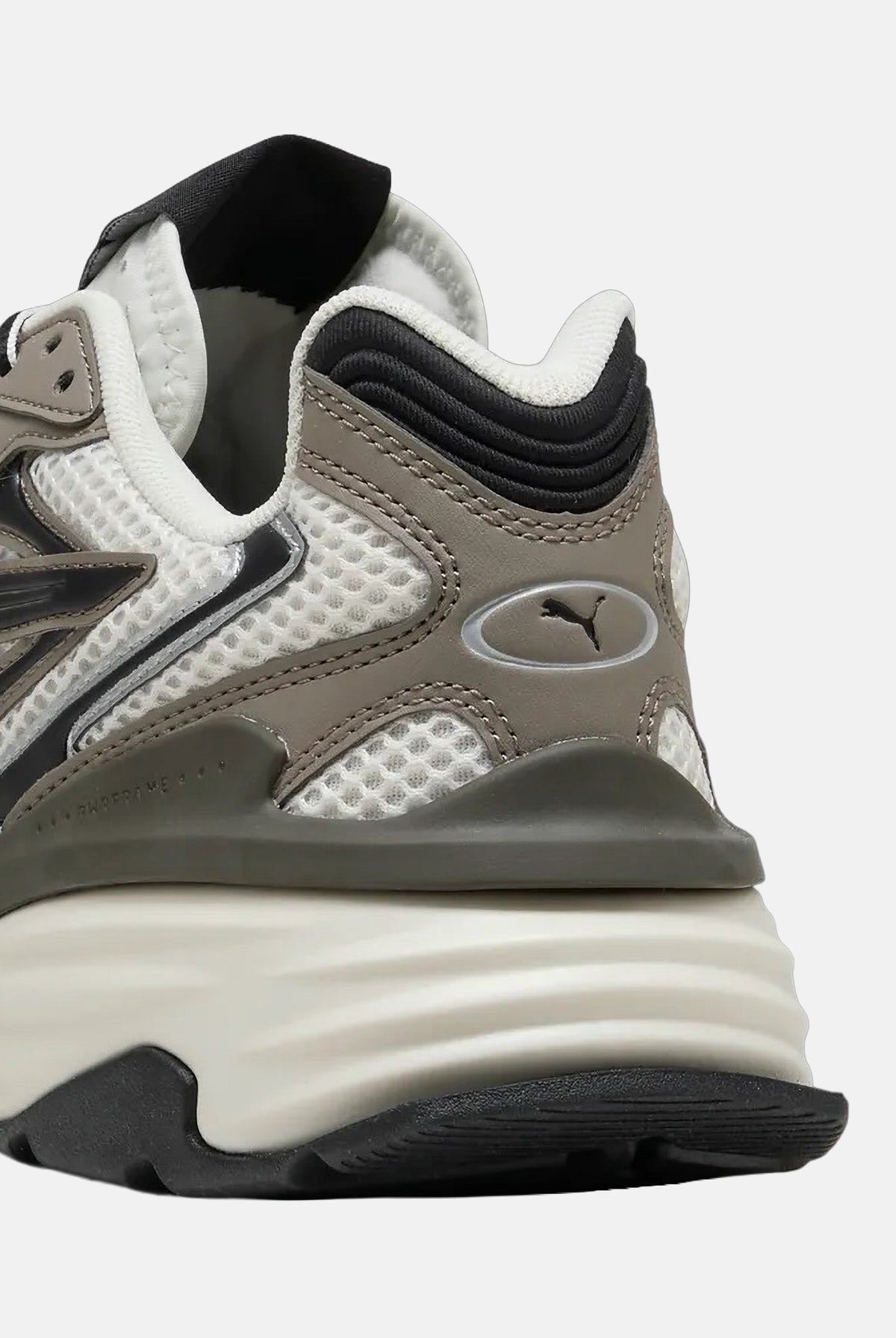 PUMA Sneakers FADE nere da uomo con tomaia bimateriale in mesh e suola ammortizzata. 406203 16 PUMA