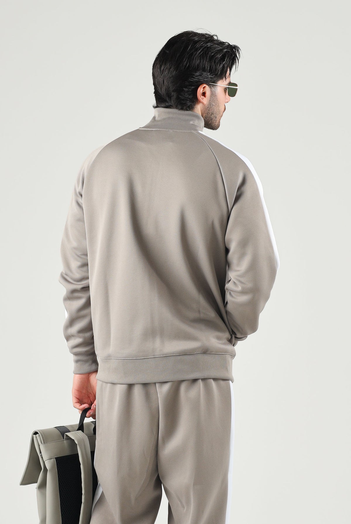 PUMA Felpa con zip beige per uomo con bande laterali a contrasto. 629587 81 PUMA