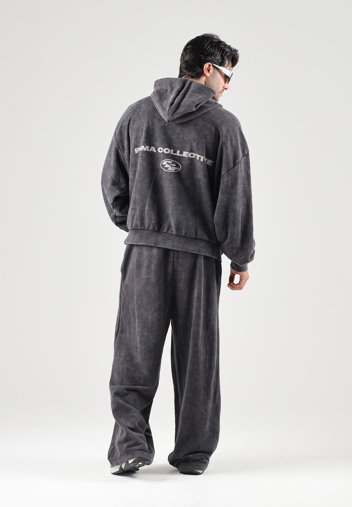PUMA Felpa con cappuccio DARE TO WASHED nera per uomo e donna con trattamento di lavaggio vintage 638738 01 PUMA
