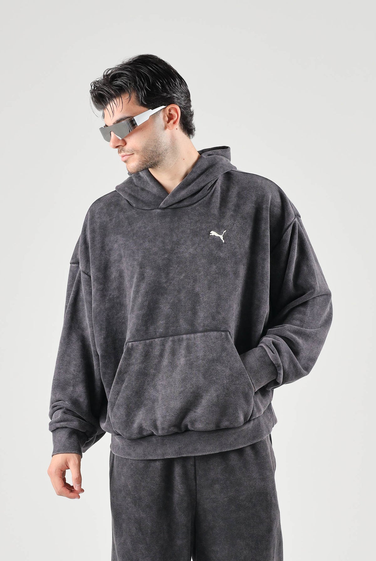 PUMA Felpa con cappuccio DARE TO WASHED nera per uomo e donna con trattamento di lavaggio vintage 638738 01 PUMA