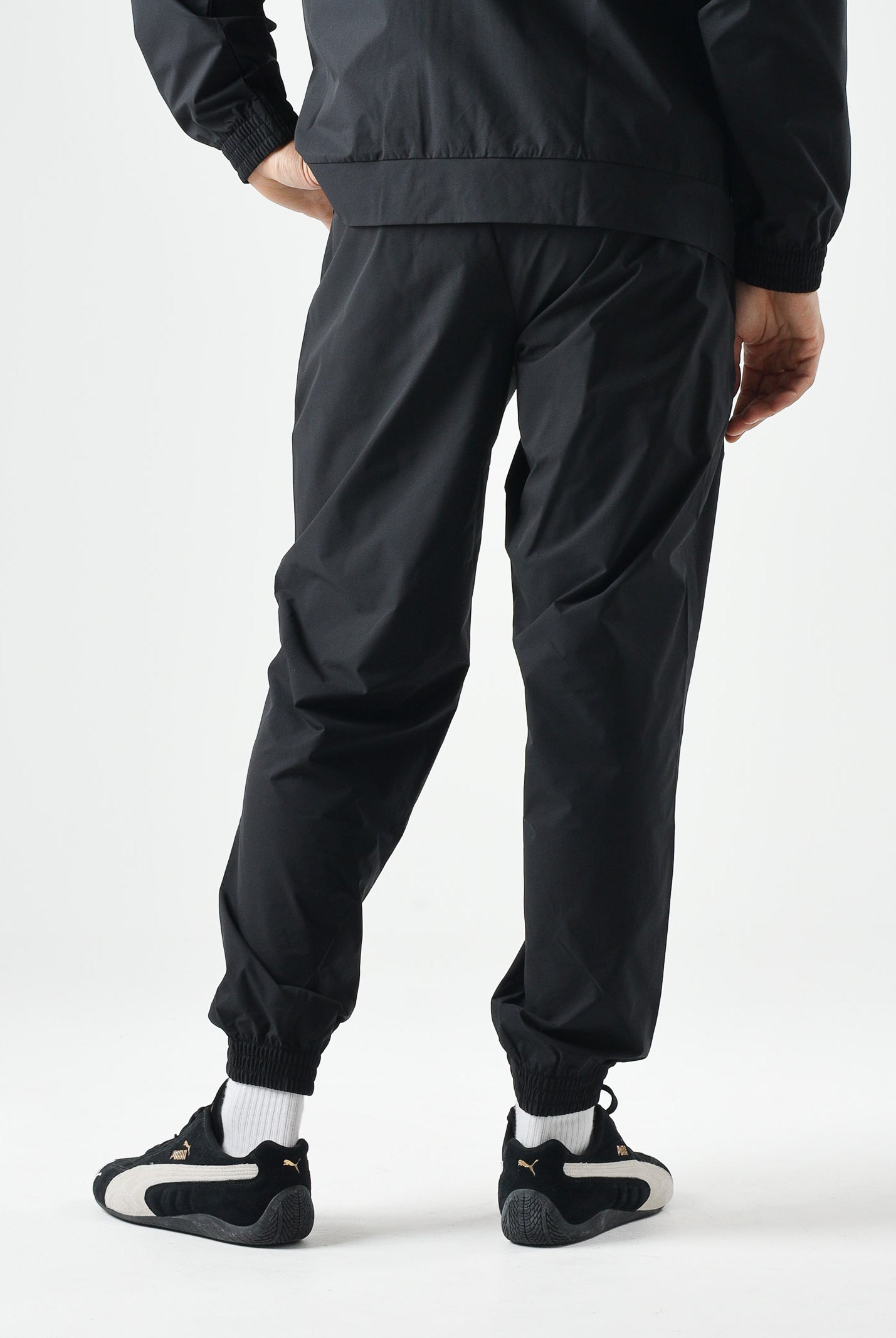 PUMA Pantaloni OLYMPIQUE DE MARSEILLE vibrant blue, blu e nero da uomo con dettagli logo e stemma 786450 20 PUMA