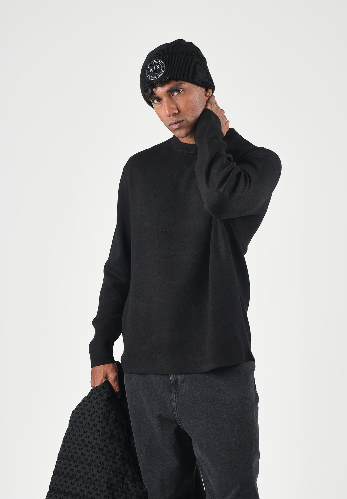 SELECTED HOMME Maglione nero per uomo con classico scollo rotondo e lavorazione a maglia fine. 16099570 BL SELECTED HOMME