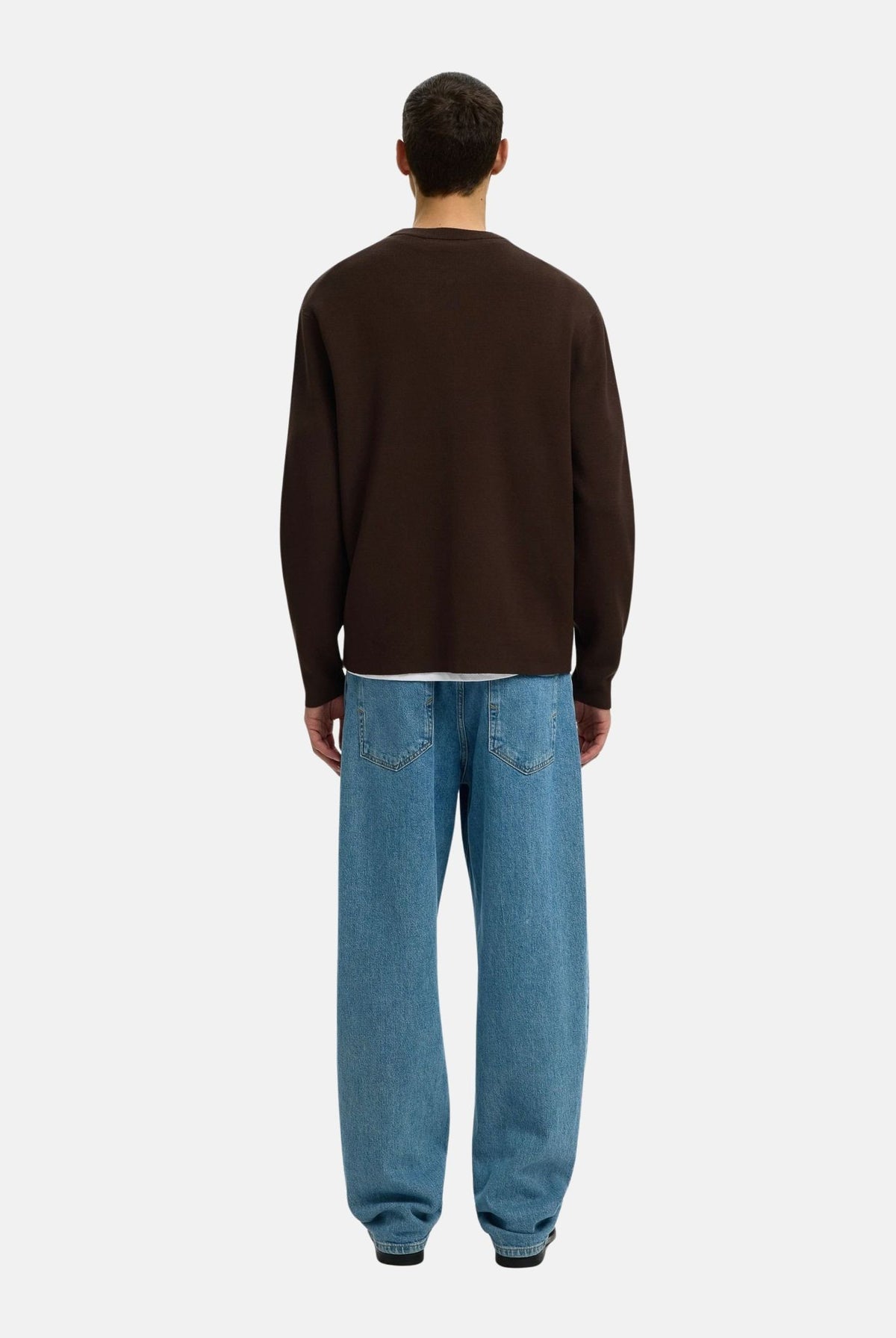 SELECTED HOMME Maglione marrone- delicioso per uomo con classico scollo rotondo e lavorazione a maglia fine. 16099570 DE SELECTED HOMME