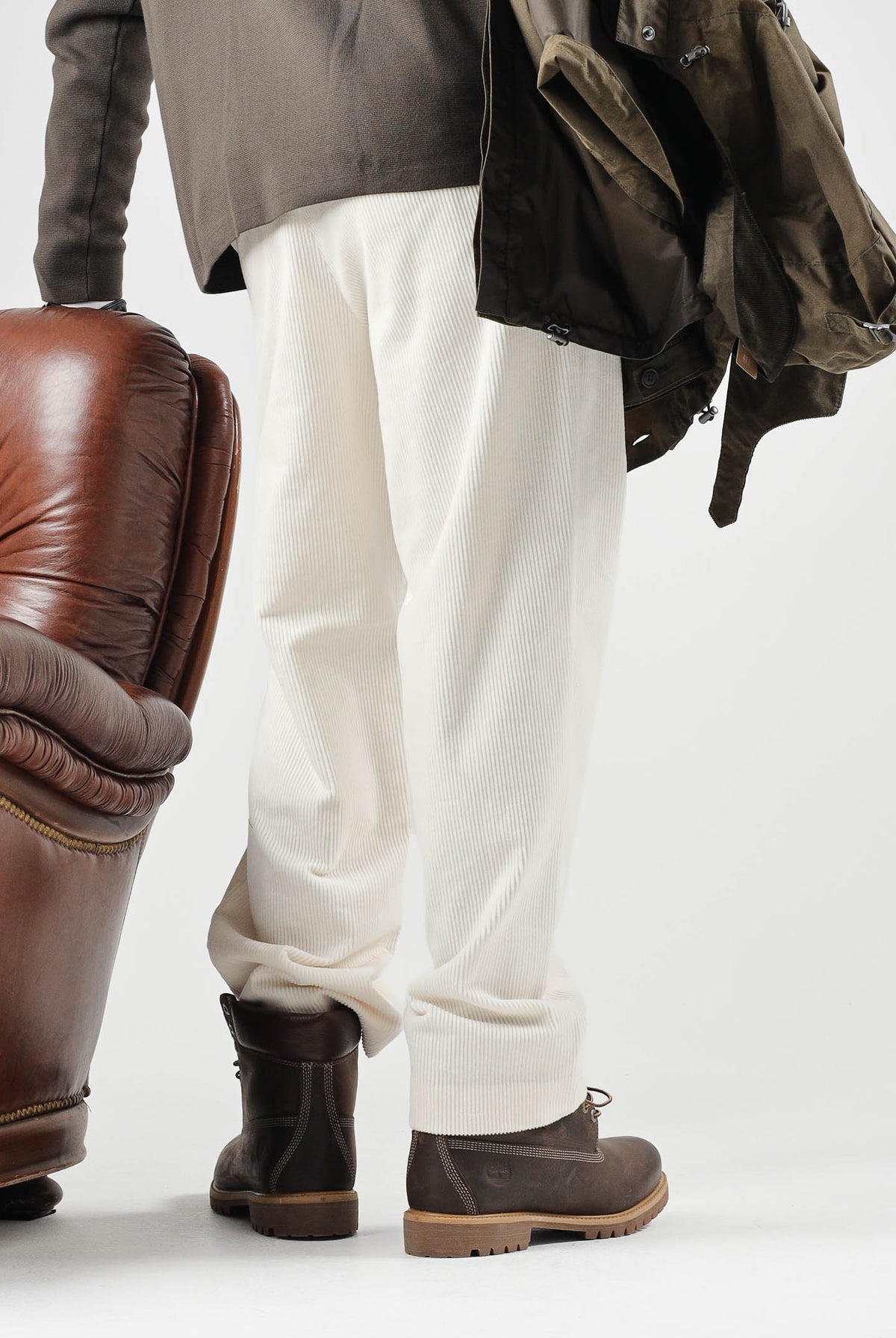 SELECTED HOMME Pantaloni egret-bianco per uomo e donna con piega centrale e tasche a filetto. 16102144 EG SELECTED HOMME