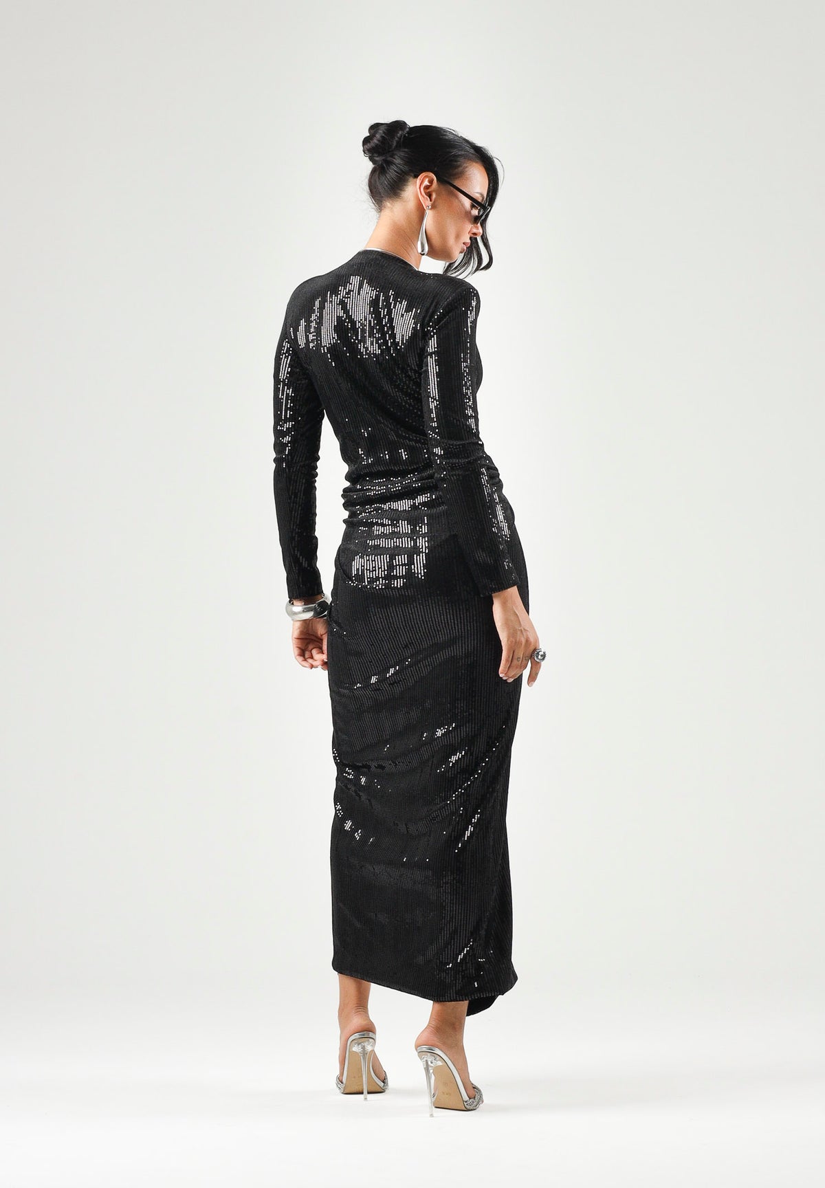 SIMONA CORSELLINI Abito lungo DÉCOLLETÉ nero da donna con balza e fondo di strass<BR/> A26CEAB10301 V0003 SIMONA CORSELLINI